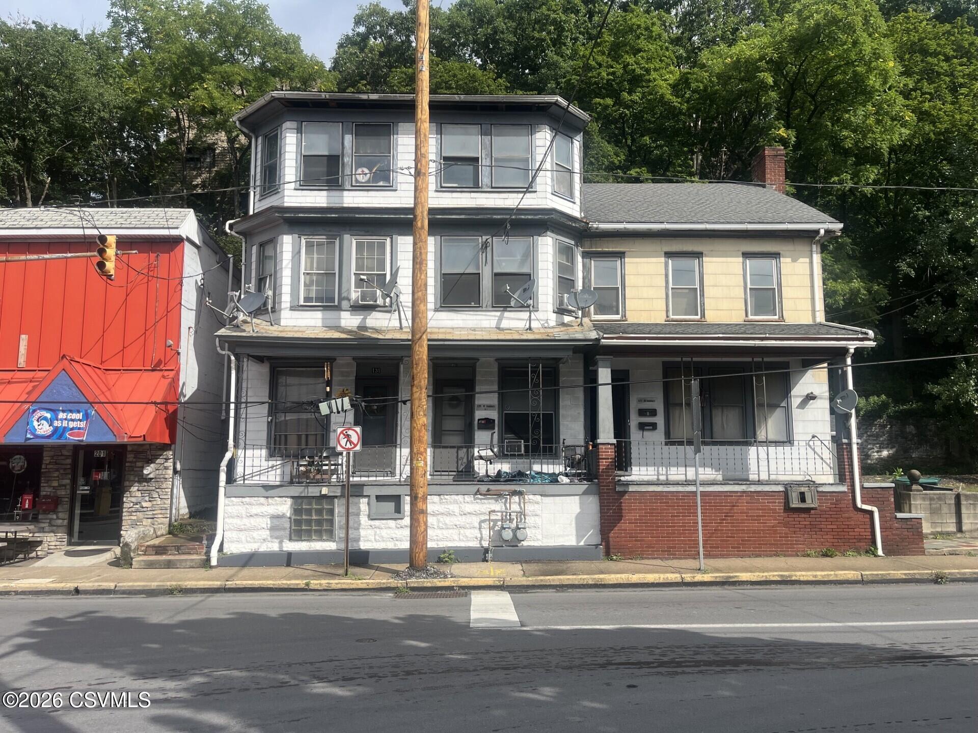 127-131 W SUNBURY Street