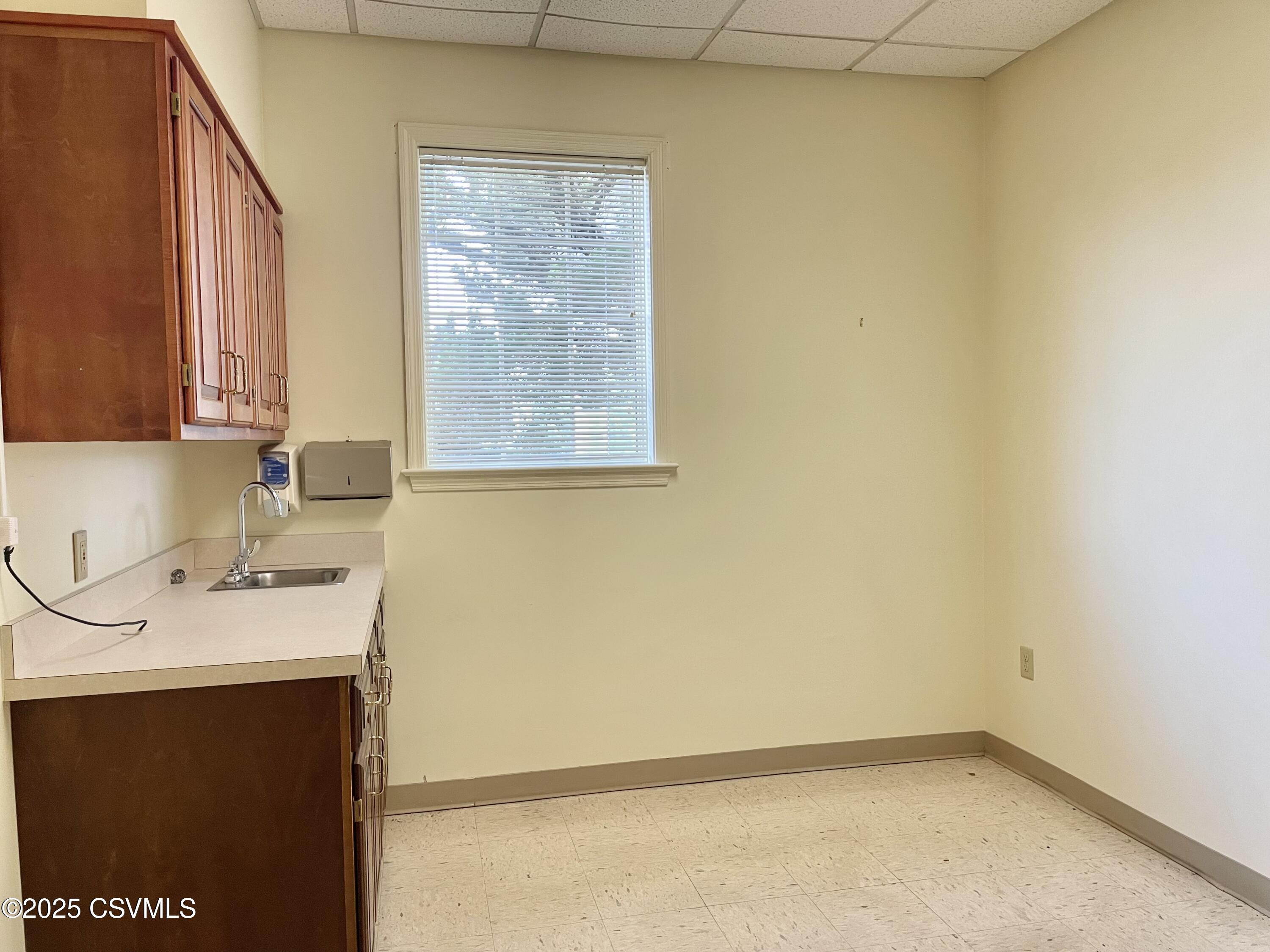 Lewisburg, Pennsylvania 17837, United States, ,2 BathroomsBathrooms,Residential,Active,215573