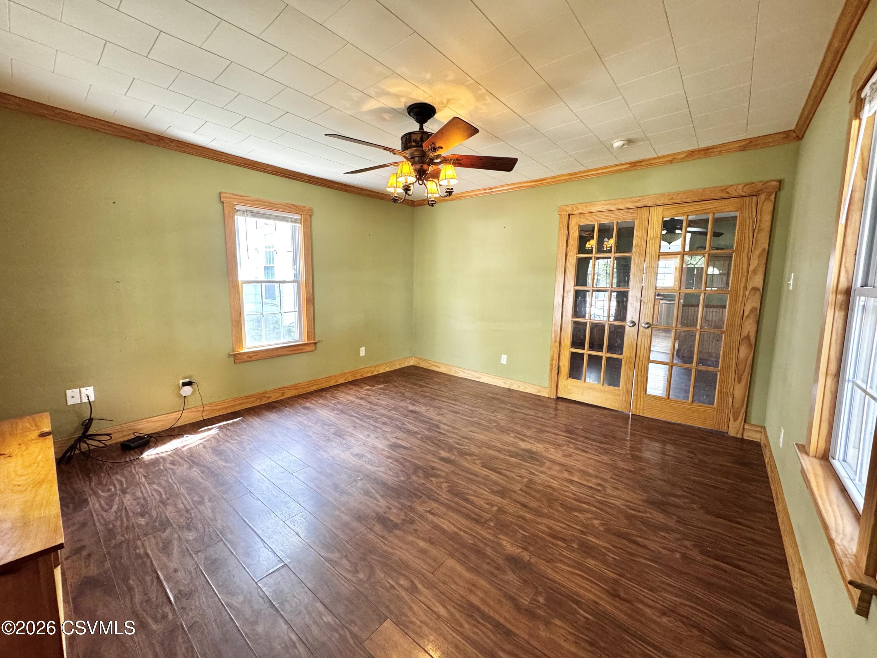 524 w 3rd street