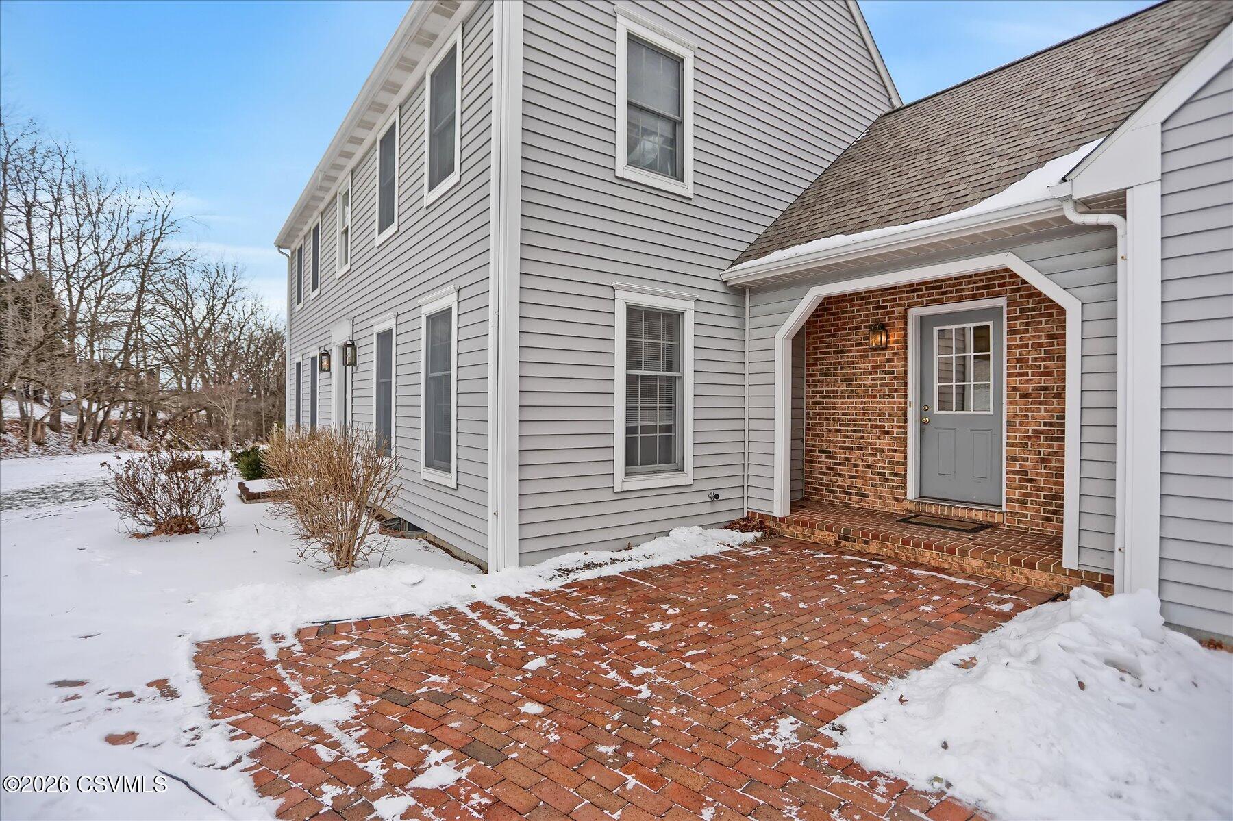 2110 GREEN RIDGE Road