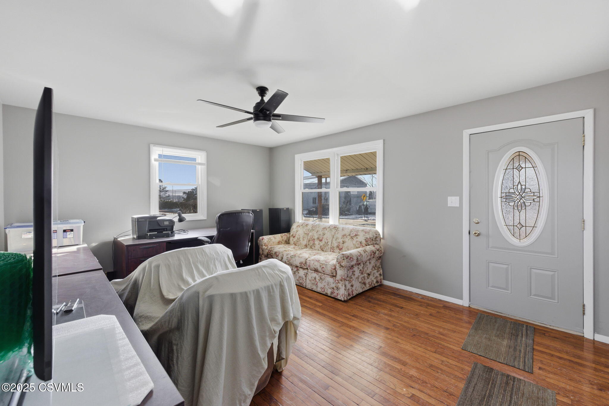 Properties 5 798 CARDINAL Road