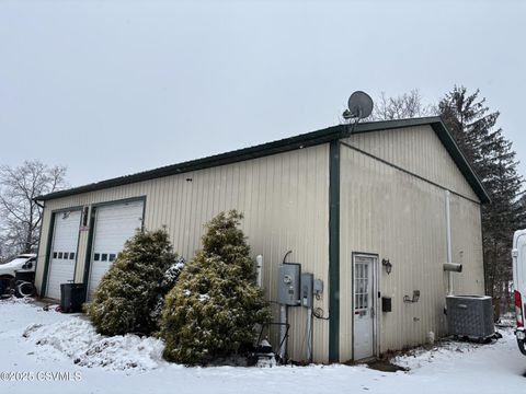 Properties 46 3857 FOREST HILL Road Mifflinburg PA 17844