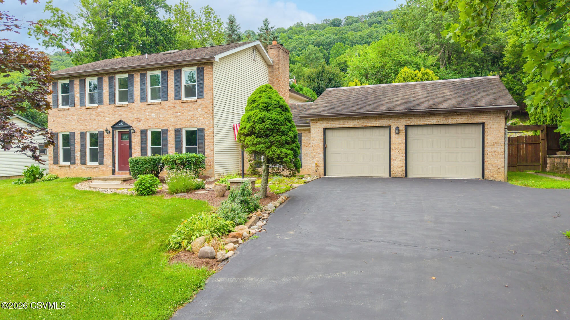 250 river drive