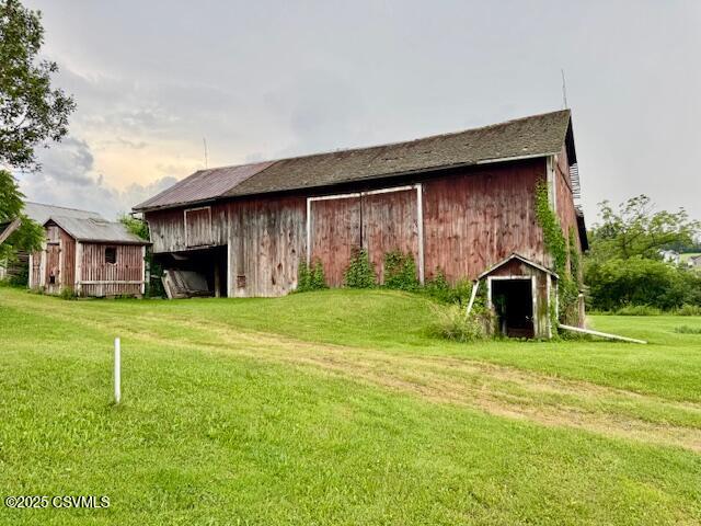 352 TURKEY HILL Road