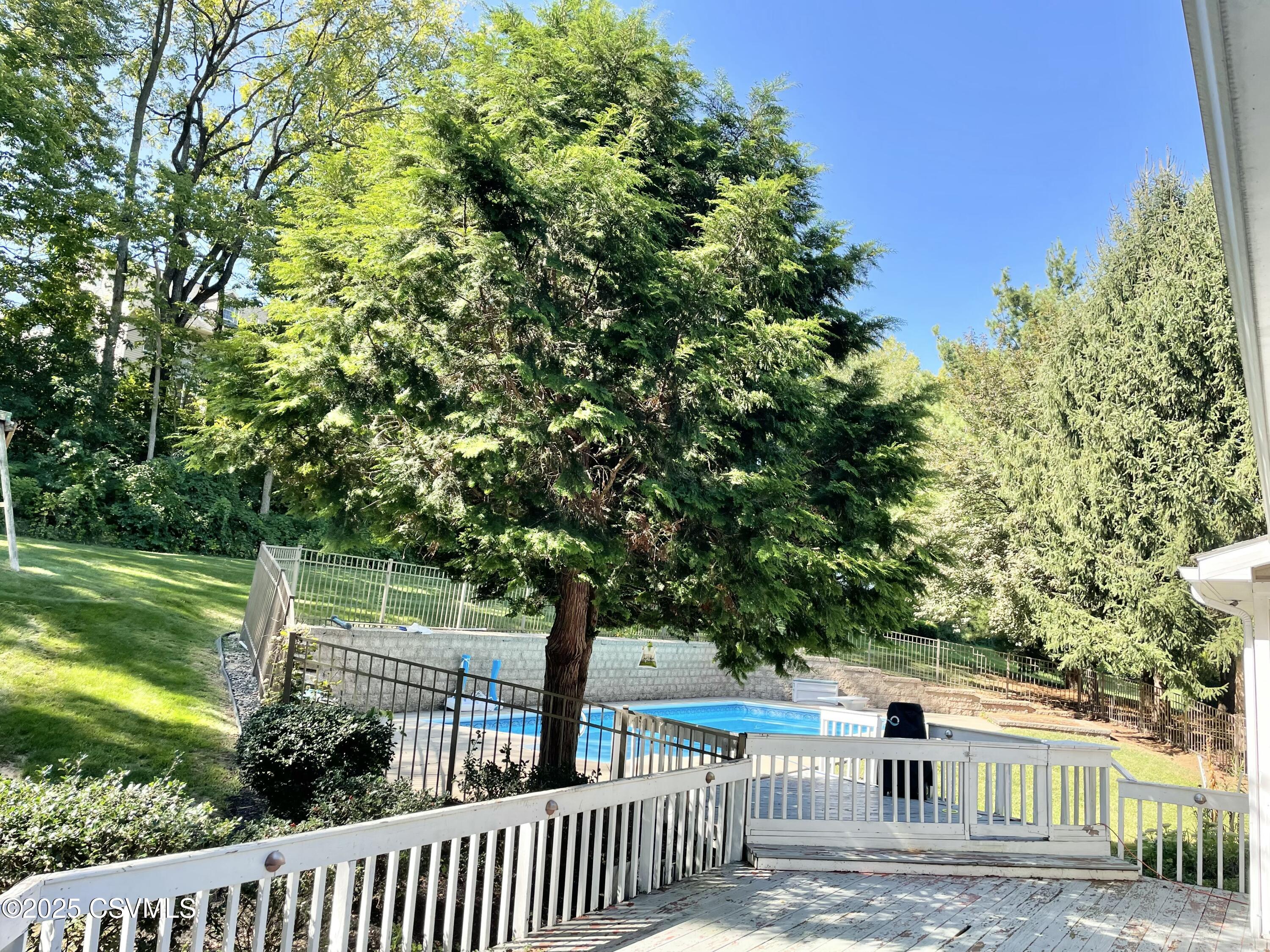 Lewisburg, Pennsylvania 17837, United States, 4 Bedrooms Bedrooms, ,3 BathroomsBathrooms,Residential,Active,204850