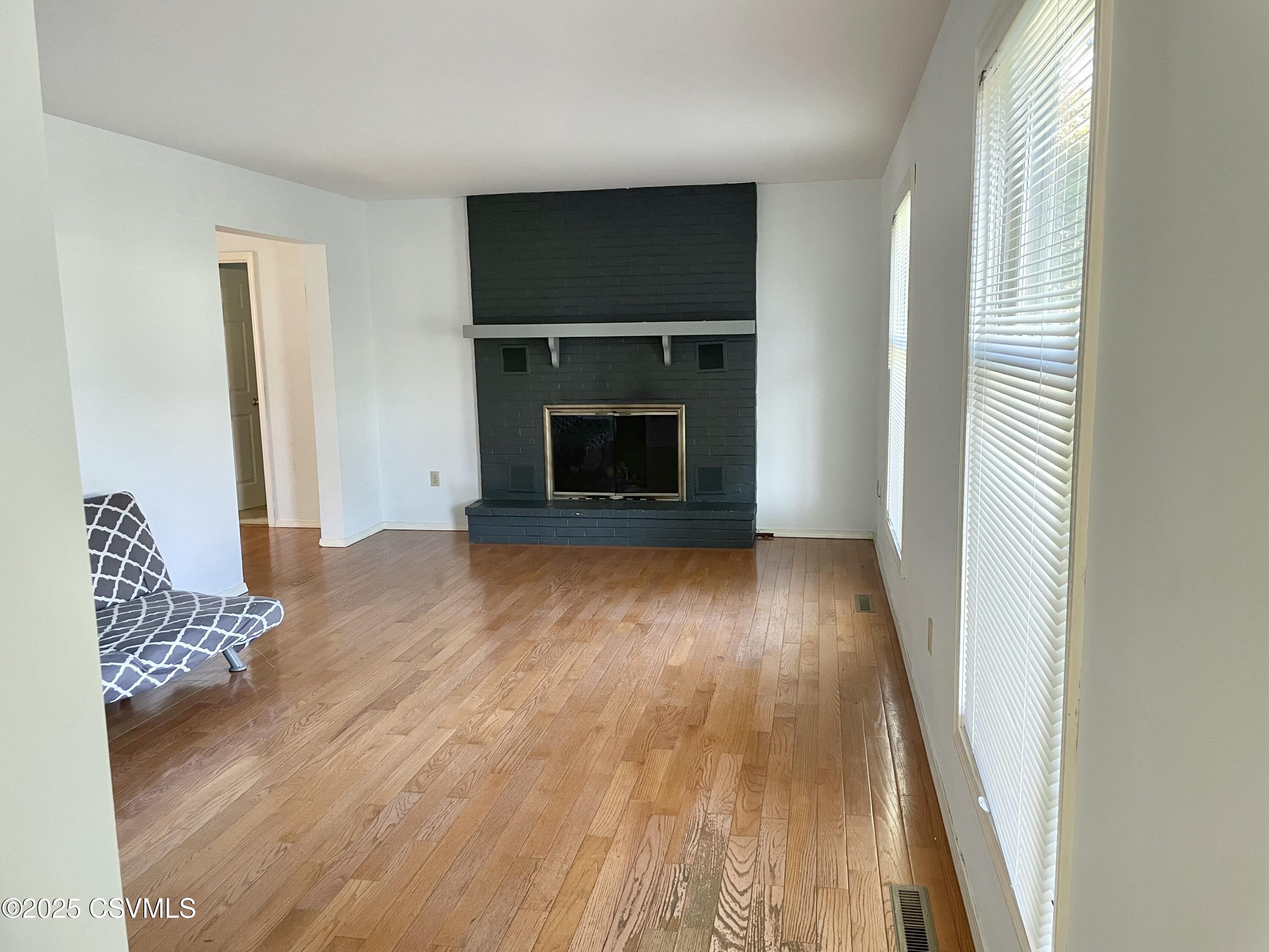 Lewisburg, Pennsylvania 17837, United States, 4 Bedrooms Bedrooms, ,3 BathroomsBathrooms,Residential,Active,204850