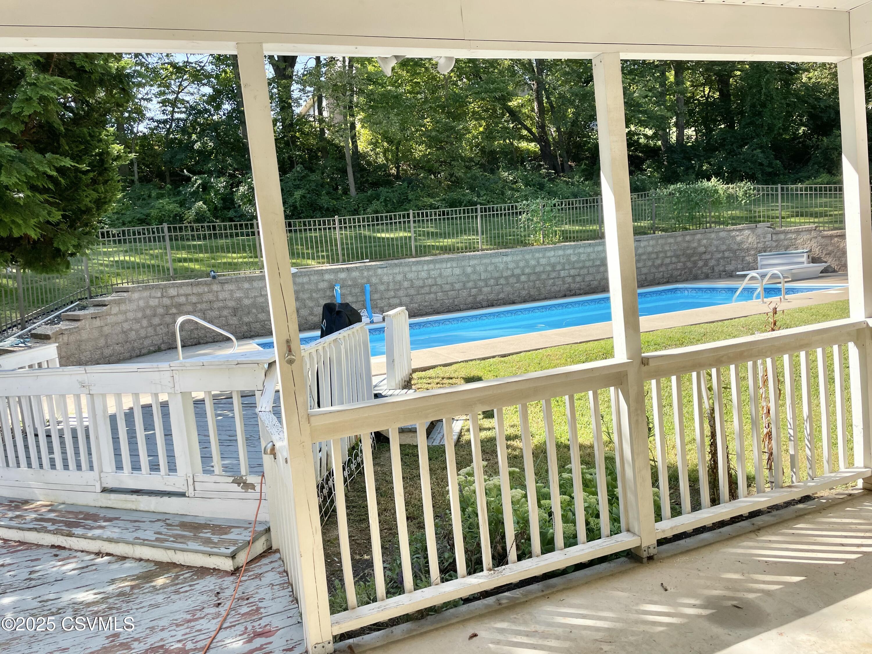 Lewisburg, Pennsylvania 17837, United States, 4 Bedrooms Bedrooms, ,3 BathroomsBathrooms,Residential,Active,204850