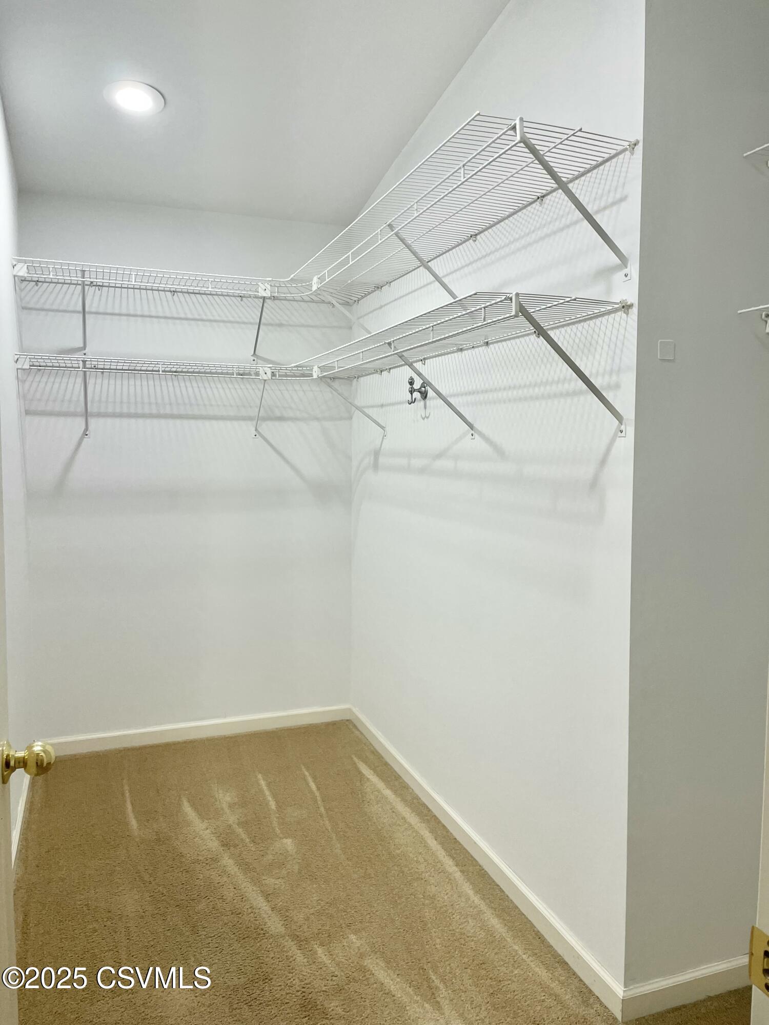 Lewisburg, Pennsylvania 17837, United States, 4 Bedrooms Bedrooms, ,3 BathroomsBathrooms,Residential,Active,204850