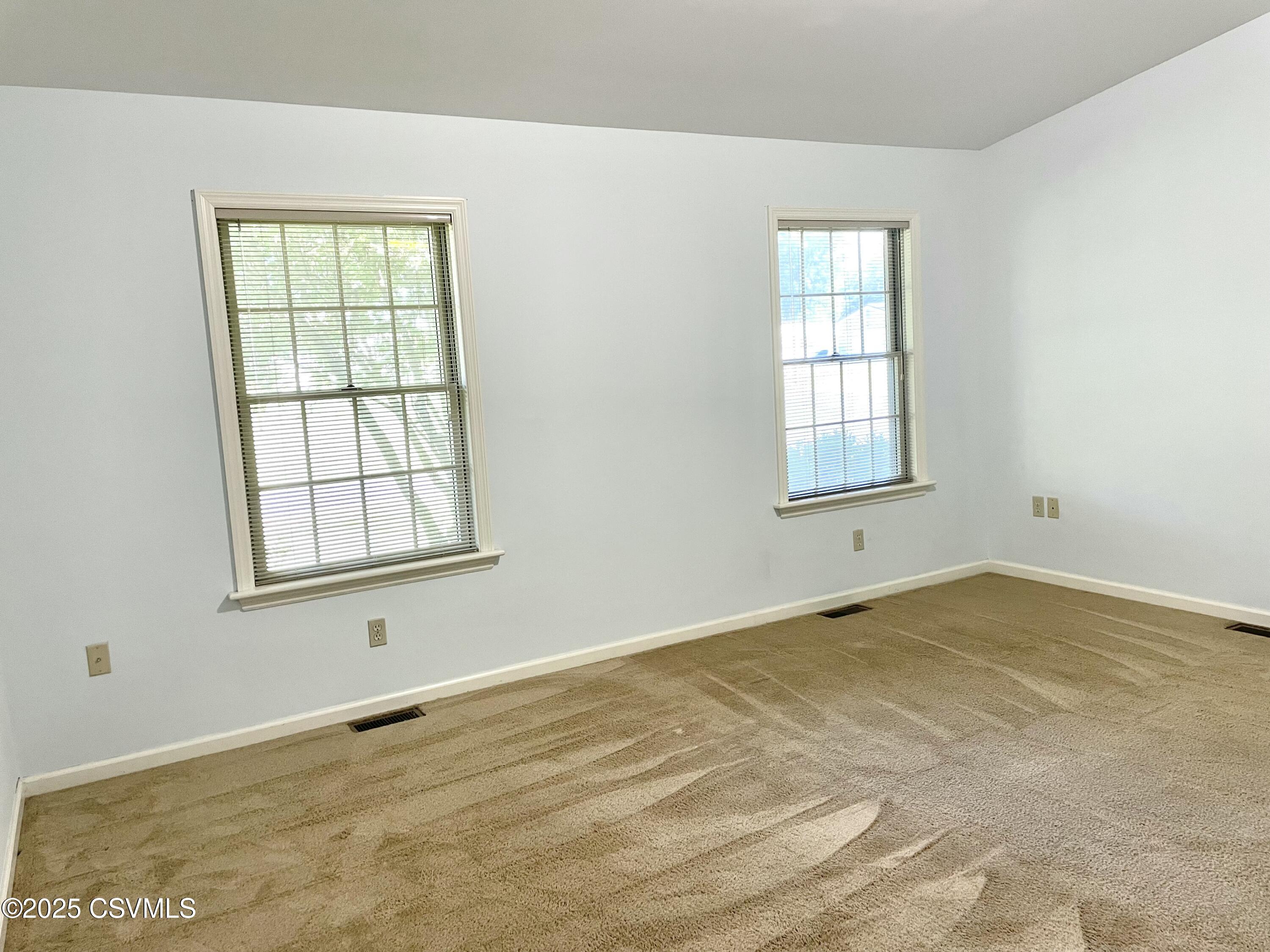 Lewisburg, Pennsylvania 17837, United States, 4 Bedrooms Bedrooms, ,3 BathroomsBathrooms,Residential,Active,204850