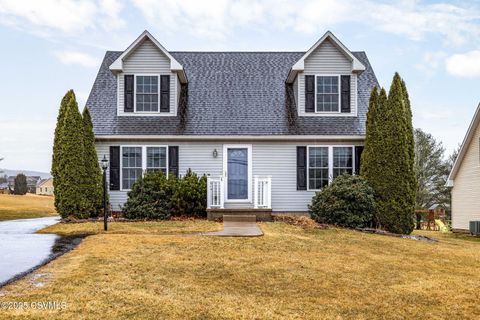 4 Firehall Road, Bloomsburg, PA 17815 - MLS#: 20-99636