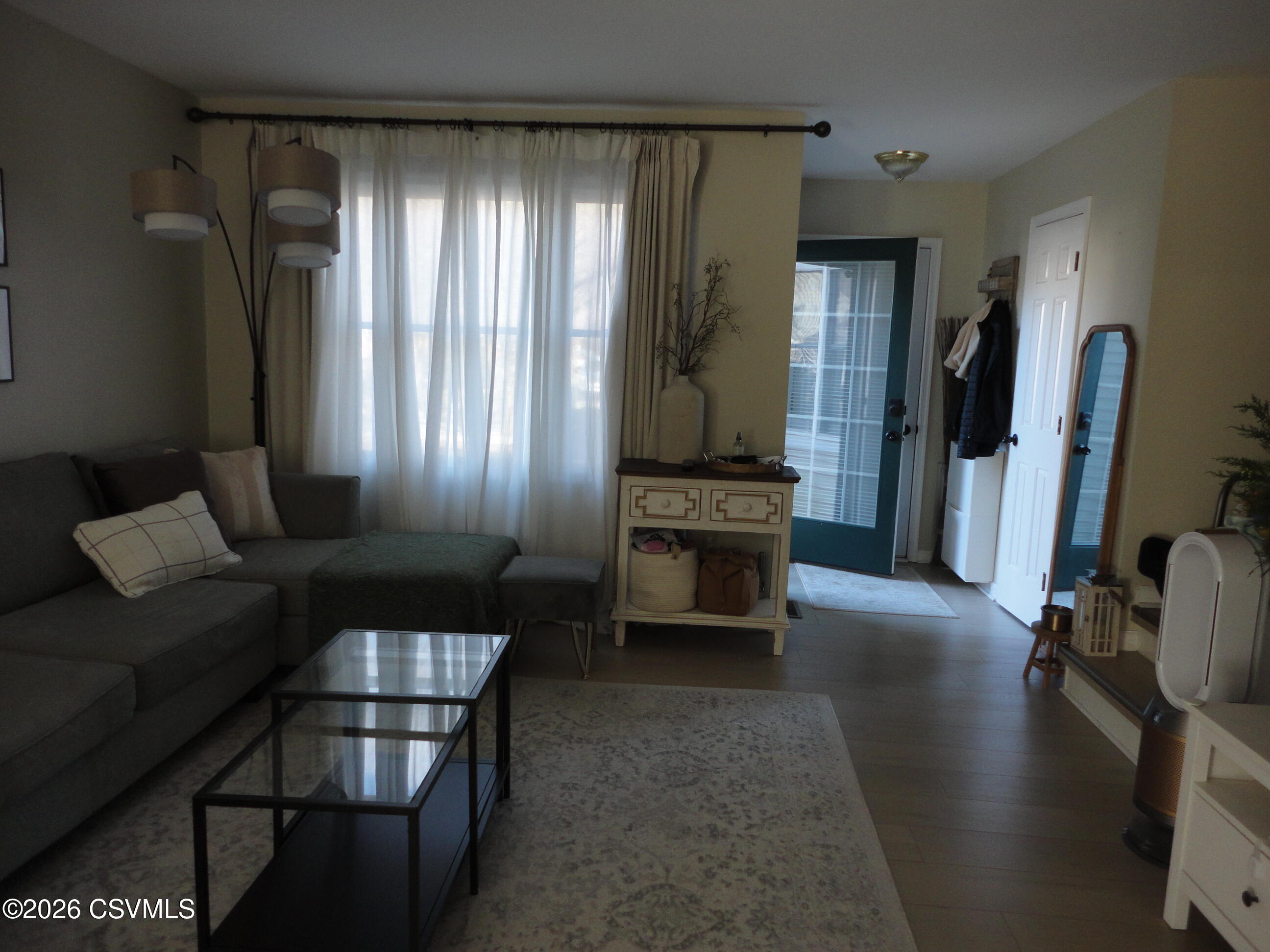 Properties 3 491 MEADOW Lane