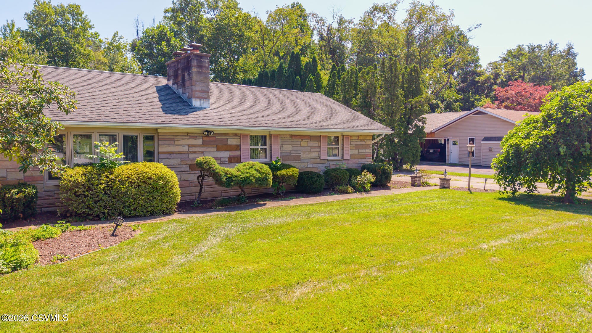 7095 scenic knolls drive