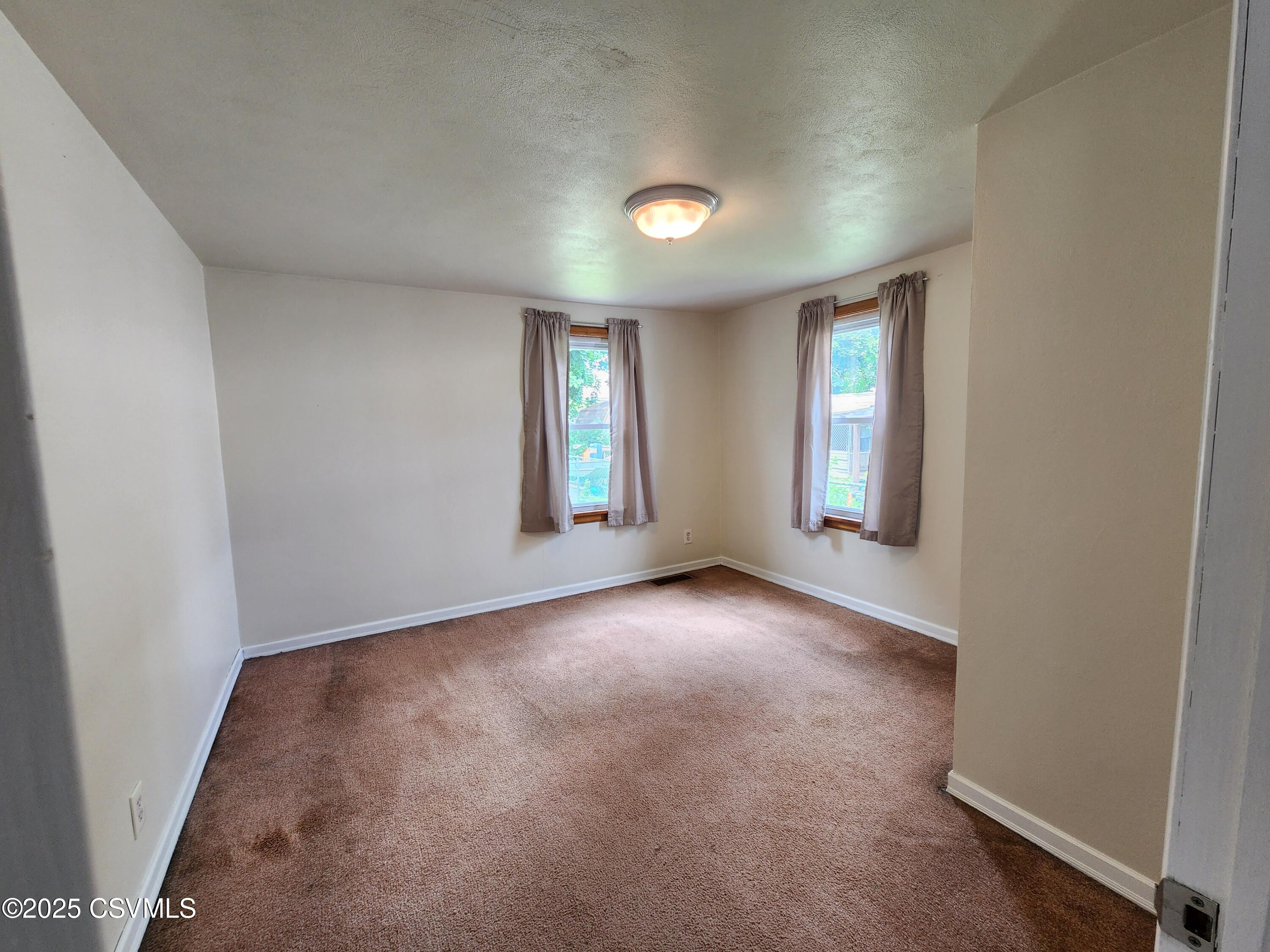 Berwick, Pennsylvania 18603, United States, 2 Bedrooms Bedrooms, ,1 BathroomBathrooms,Residential,Active,171246