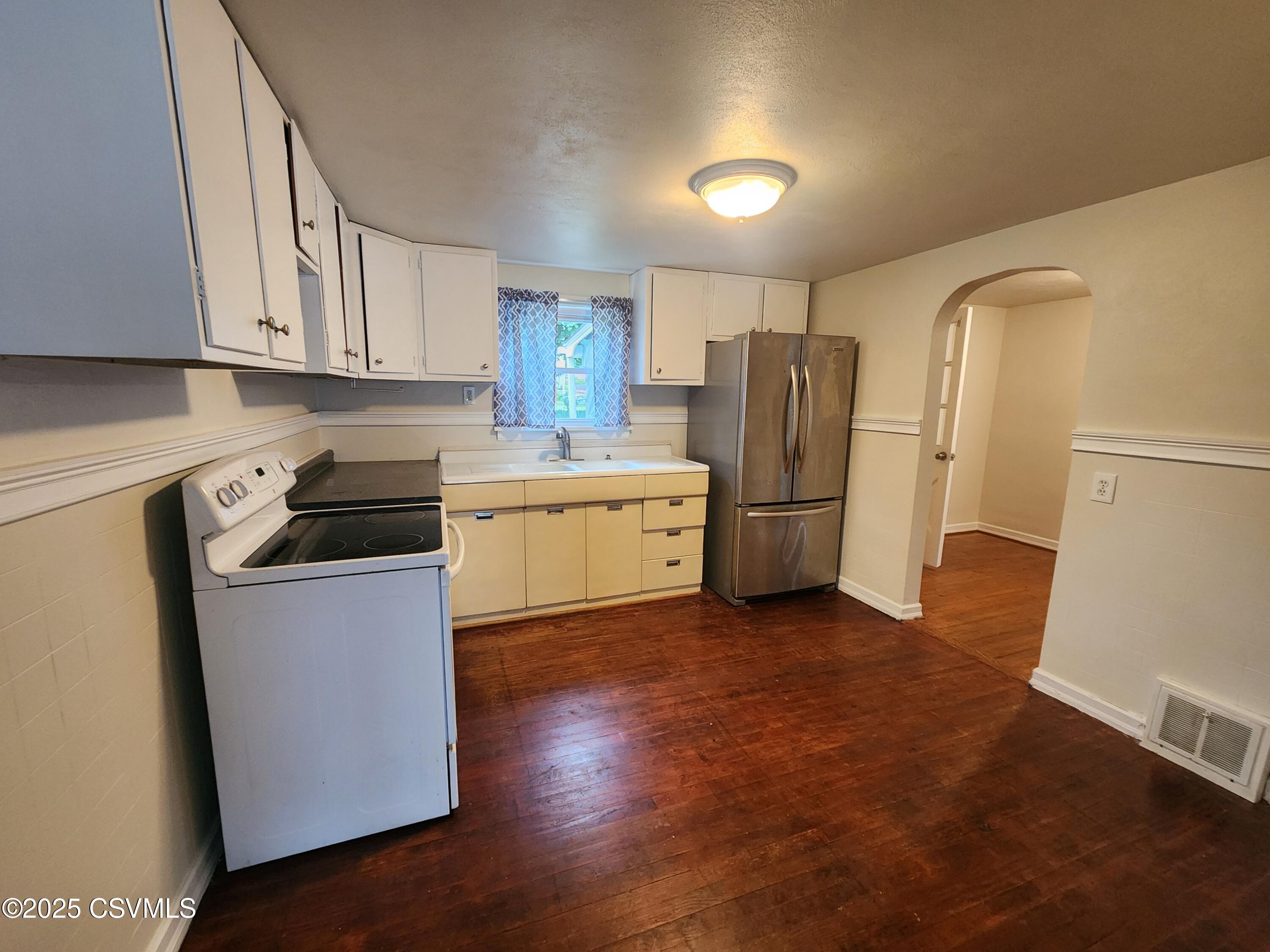 Berwick, Pennsylvania 18603, United States, 2 Bedrooms Bedrooms, ,1 BathroomBathrooms,Residential,Active,171246