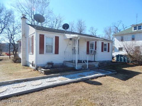 924 Old Berwick Road, Bloomsburg, PA 17815 - MLS#: 20-99679