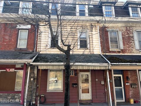 10 W Sunbury Street, Shamokin, PA 17872 - MLS#: 20-99731