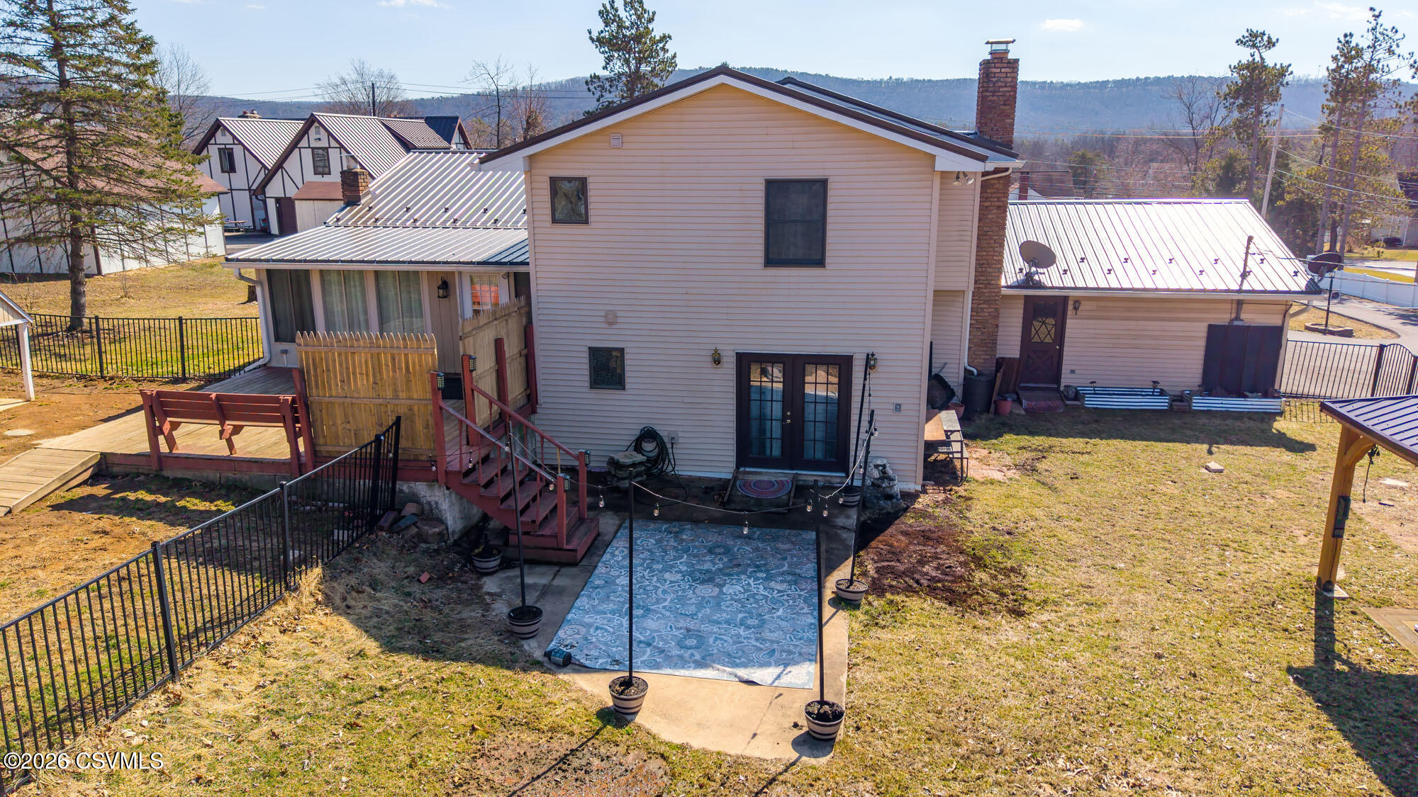 Properties 6 148 PENN Avenue