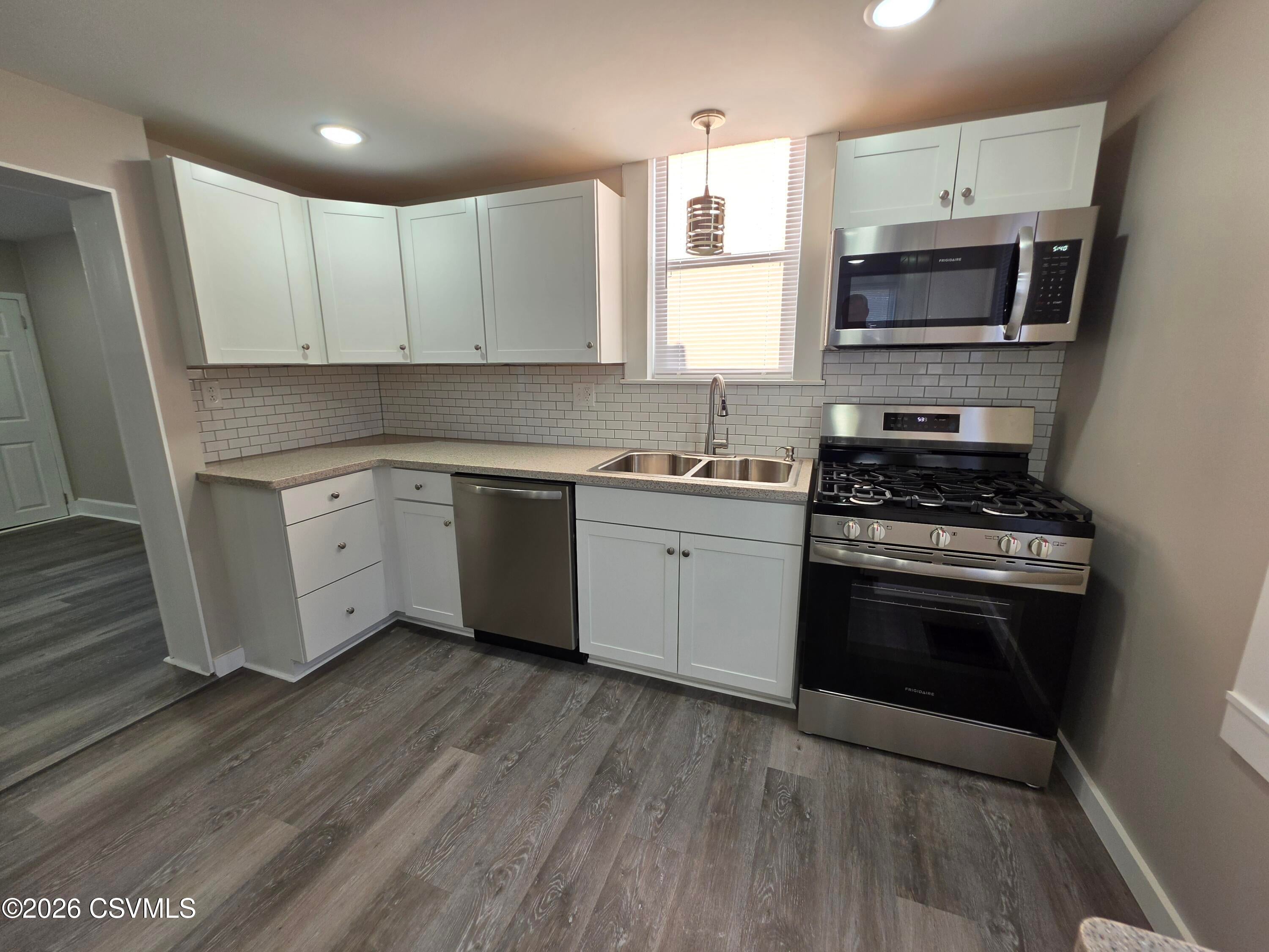 1201 w front street
