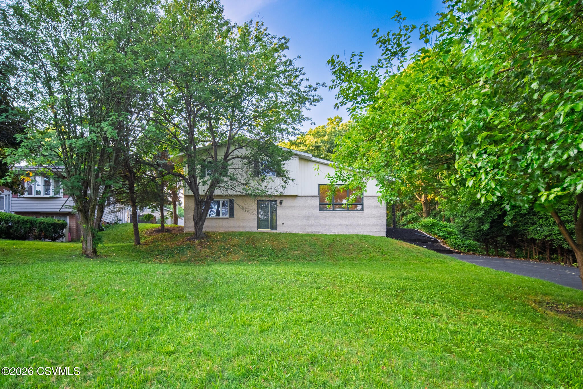 363 SPRUCE Street