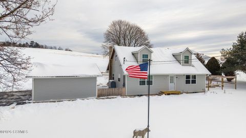 909 NUMIDIA Drive Catawissa PA 17820