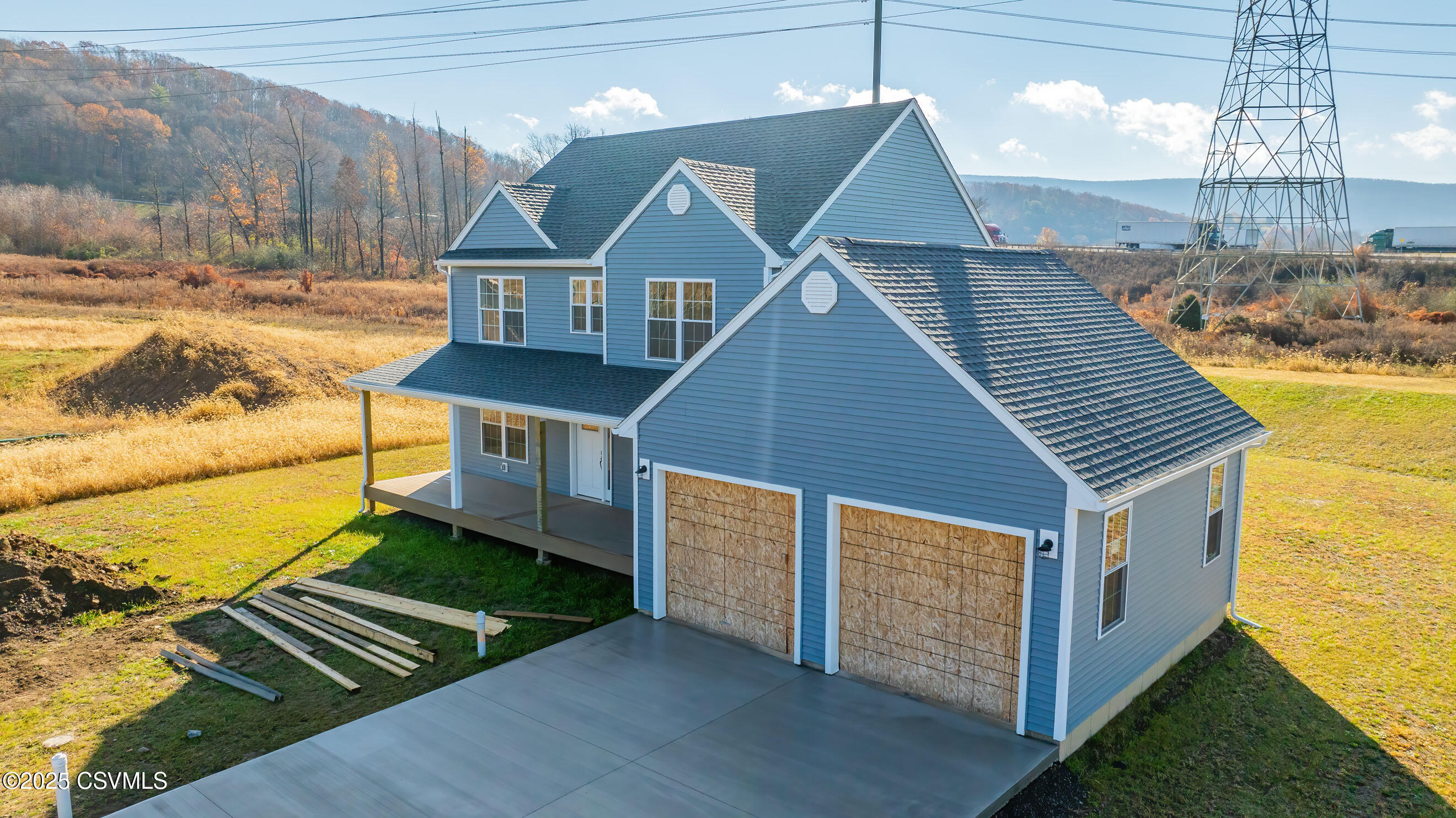 Properties 5 48 MAPLE CREST DRIVE