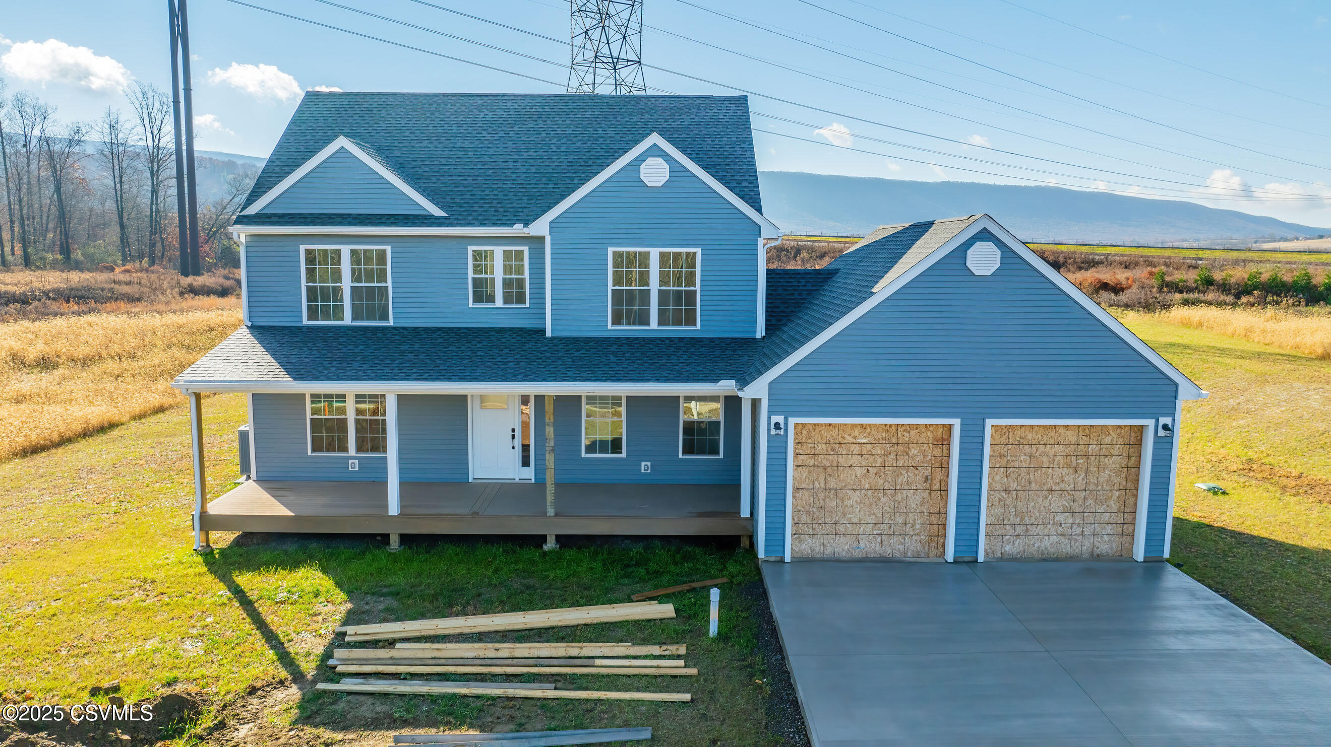 Properties 3 48 MAPLE CREST DRIVE