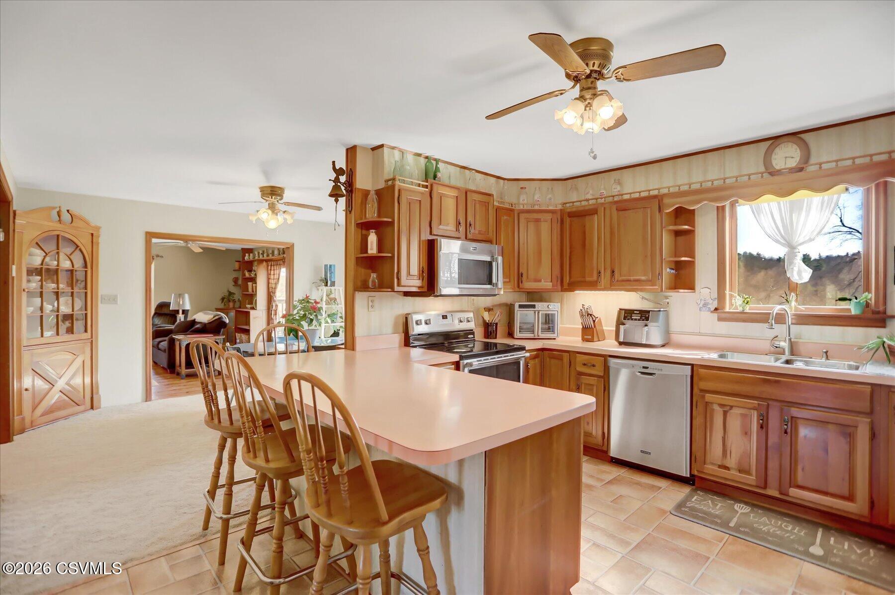 Properties 6 3789 RIDGE Road