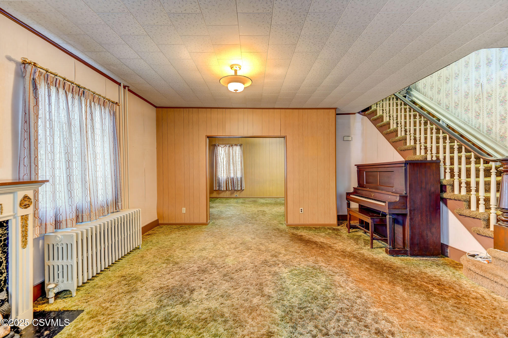 Properties 5 123 S 5TH Street