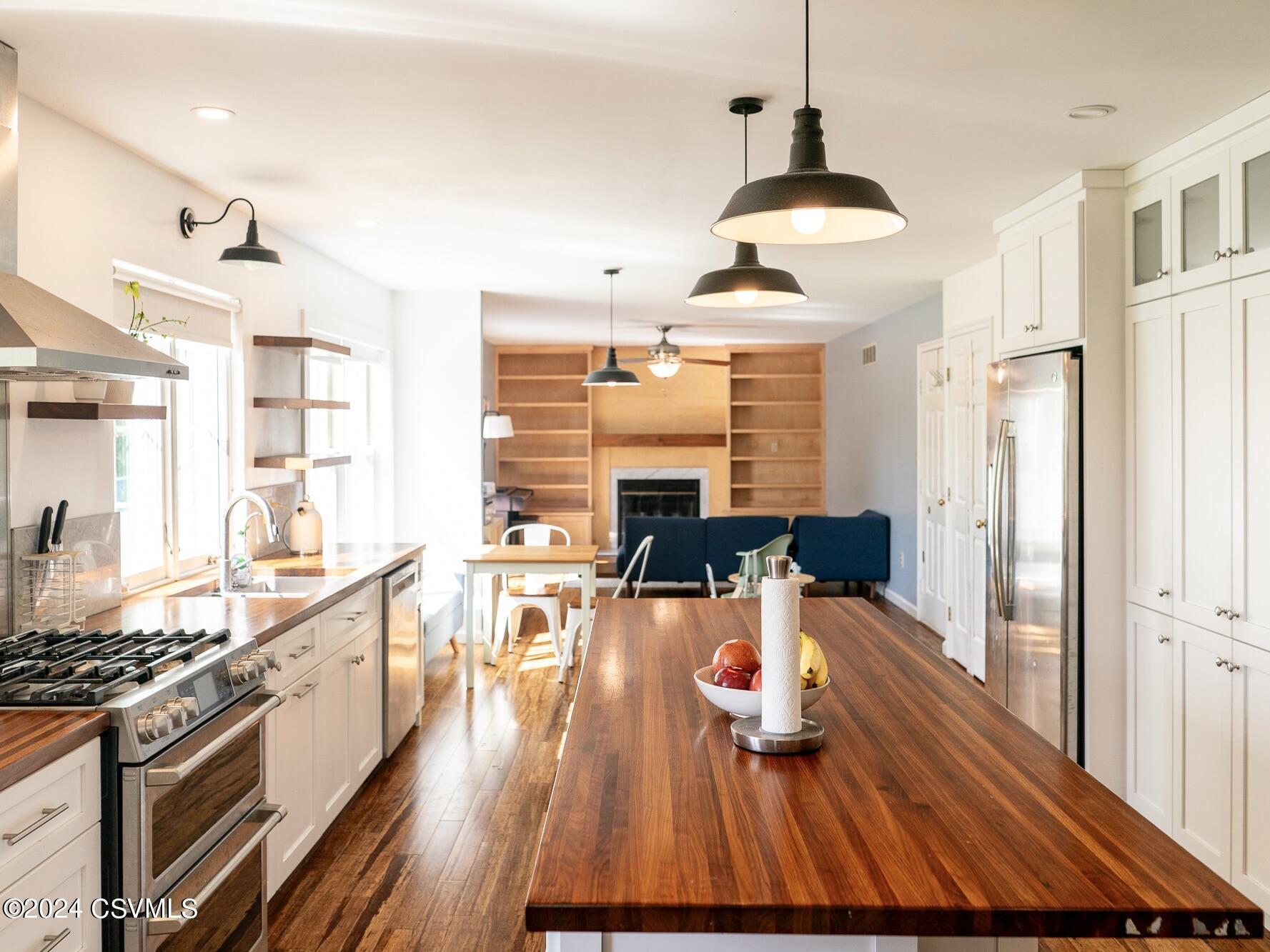 Lewisburg, Pennsylvania 17837, United States, 3 Bedrooms Bedrooms, ,3 BathroomsBathrooms,Residential,Active,57396