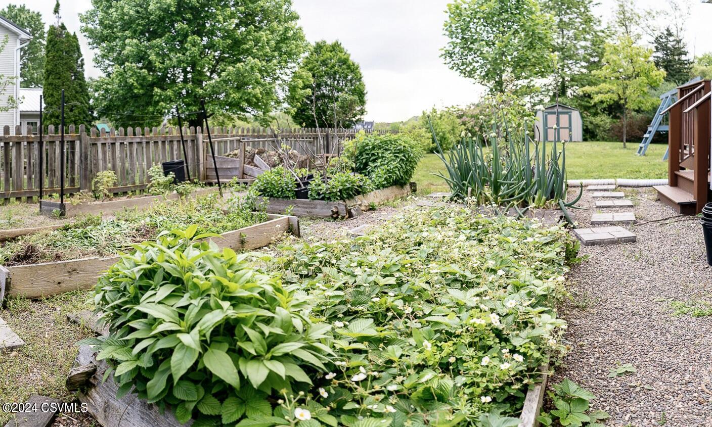 Lewisburg, Pennsylvania 17837, United States, 3 Bedrooms Bedrooms, ,3 BathroomsBathrooms,Residential,Active,57396