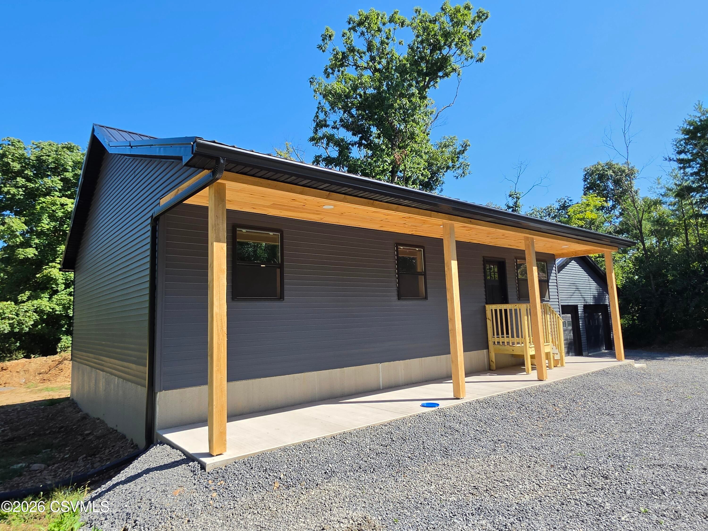 1400 sunrise road