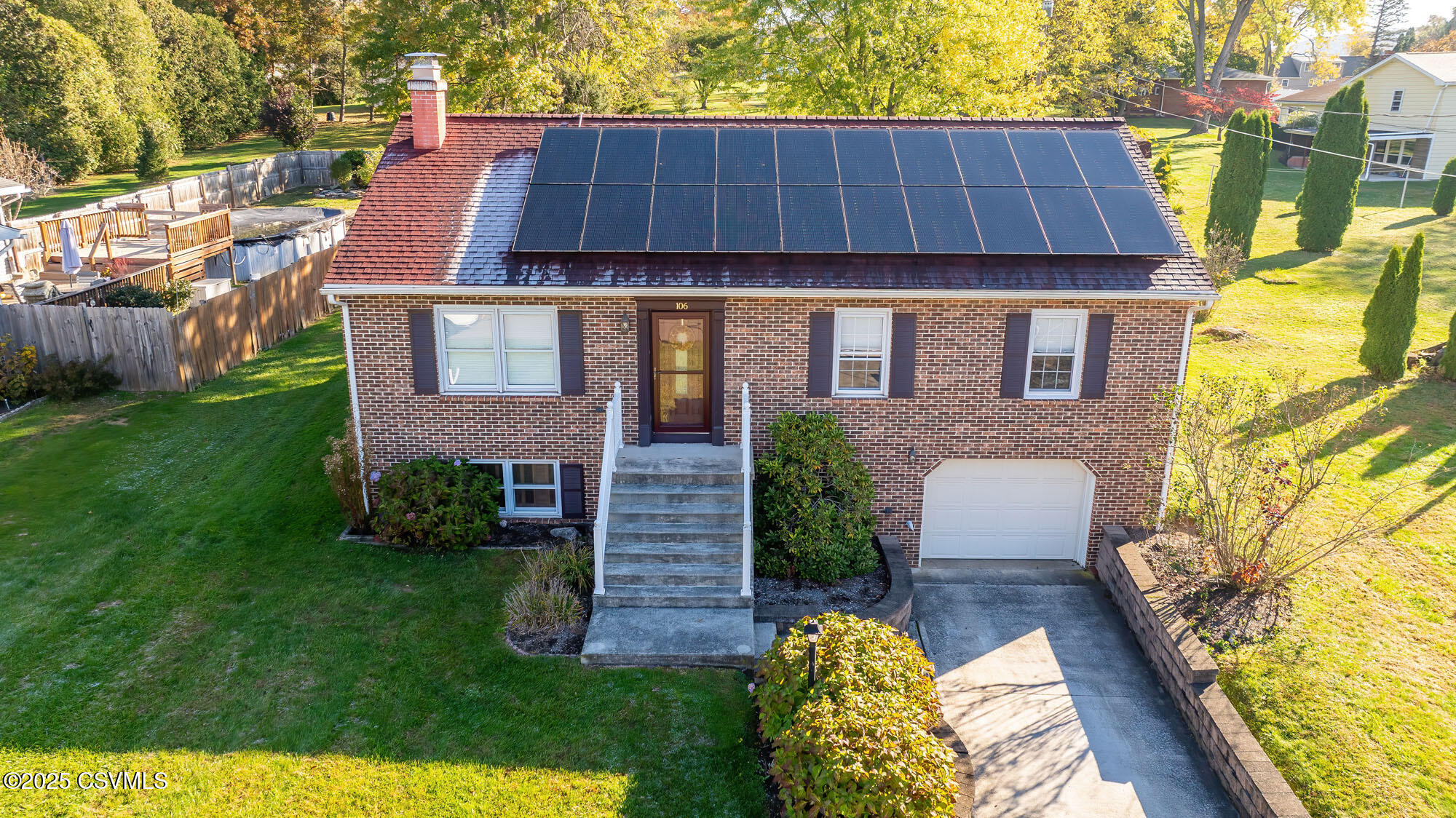 Properties 4 106 JADE Avenue