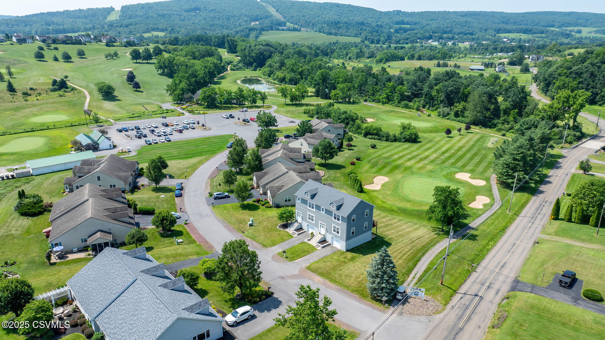 7 WILLIAMSBURG Boulevard