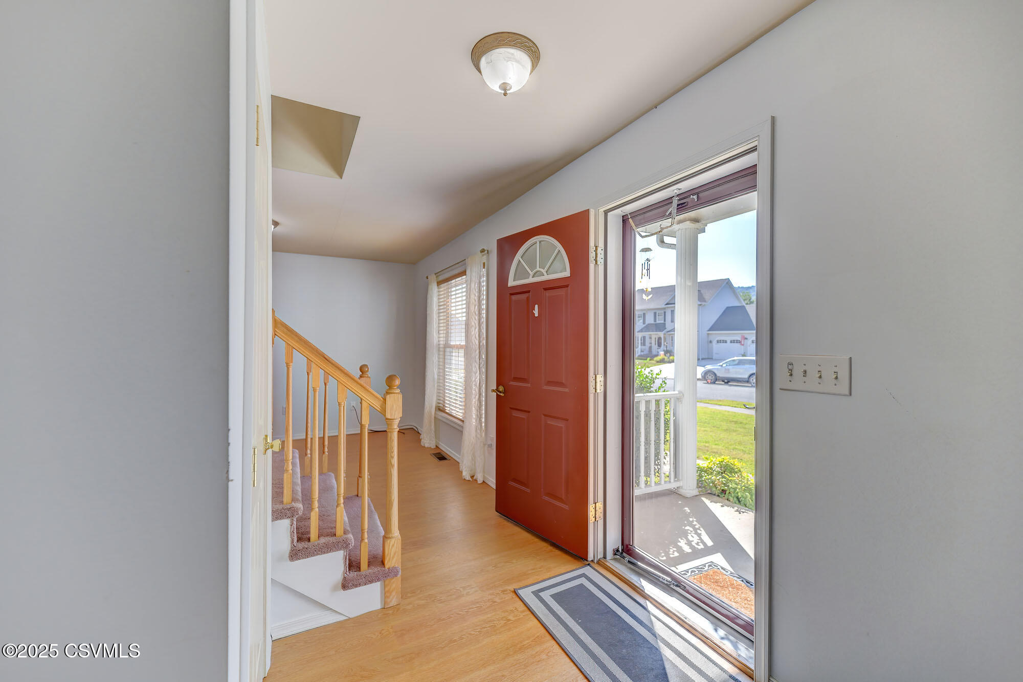 1032 CLIFTON Drive