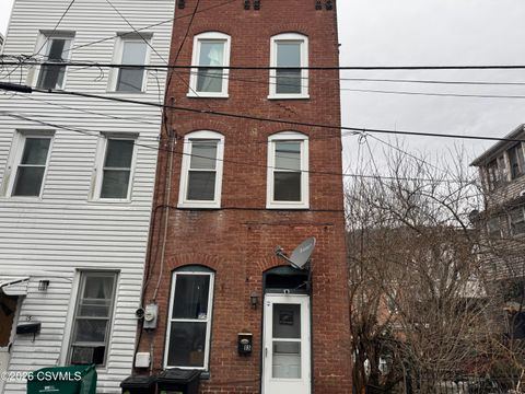 Homes for Sale in Bloomsburg PA 22 13 W CHURCH Street Shamokin PA 17872