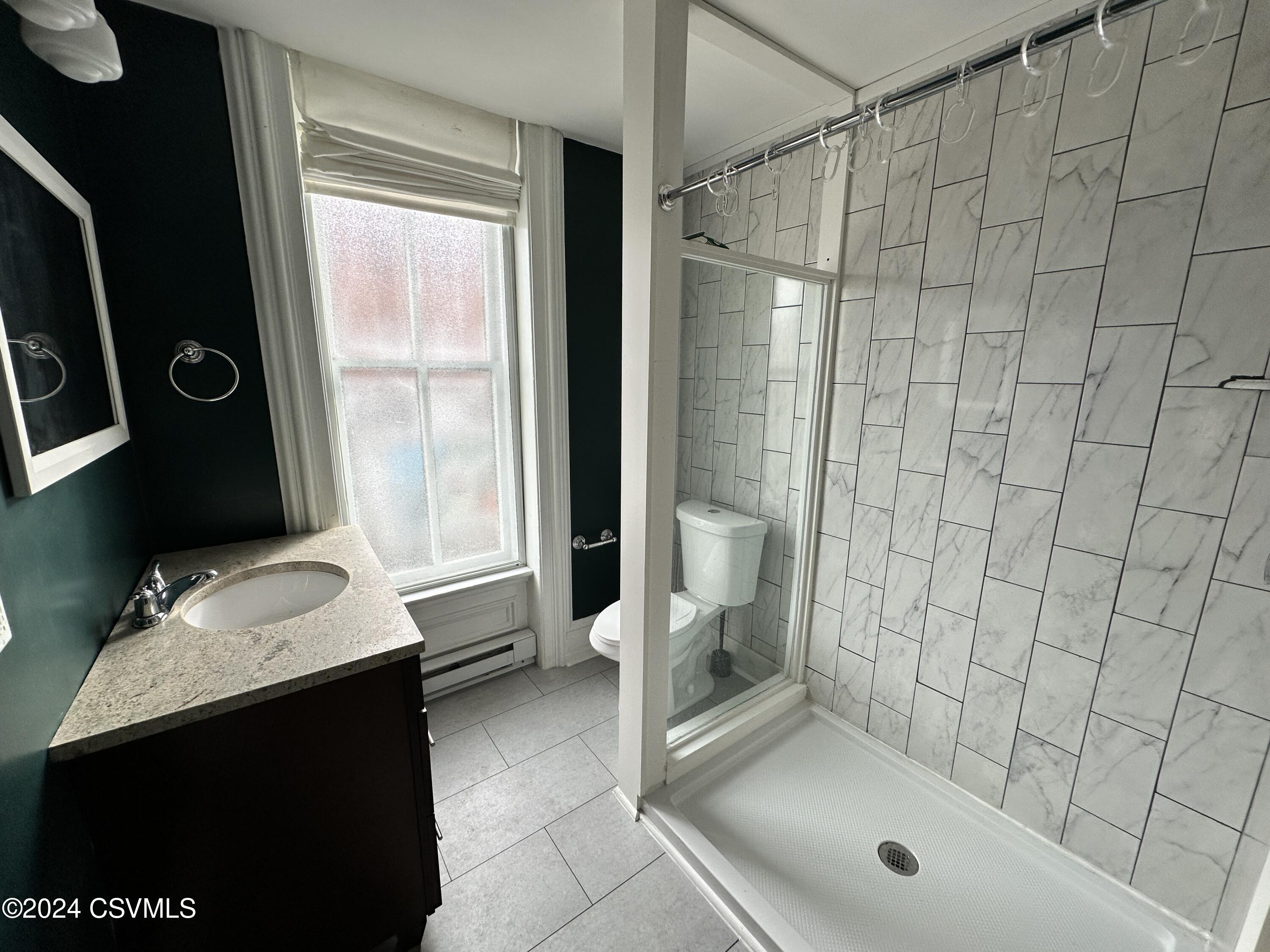 Danville, Pennsylvania 17821, United States, 2 Bedrooms Bedrooms, ,3 BathroomsBathrooms,Residential,Active,28946