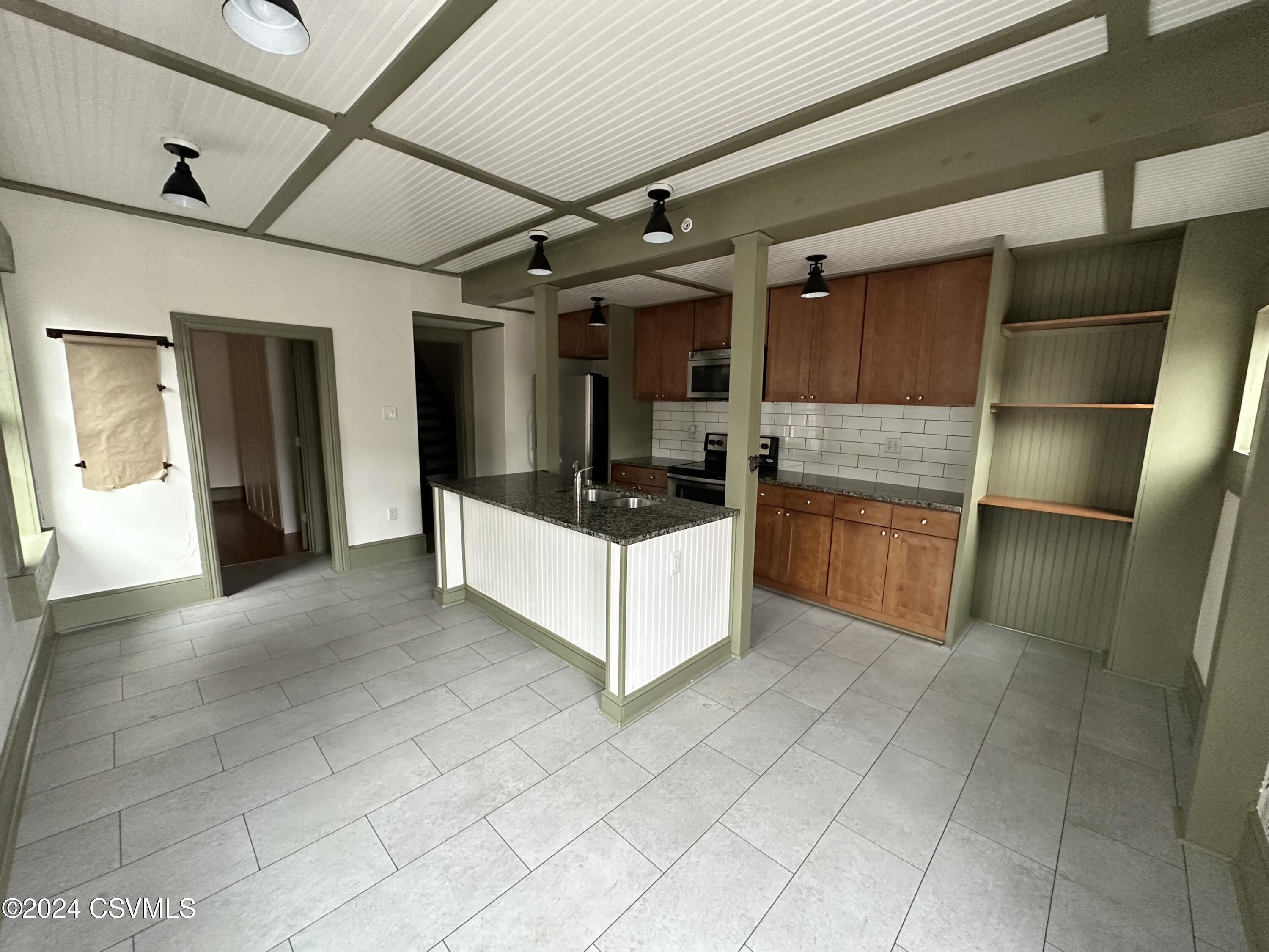Danville, Pennsylvania 17821, United States, 2 Bedrooms Bedrooms, ,3 BathroomsBathrooms,Residential,Active,28946