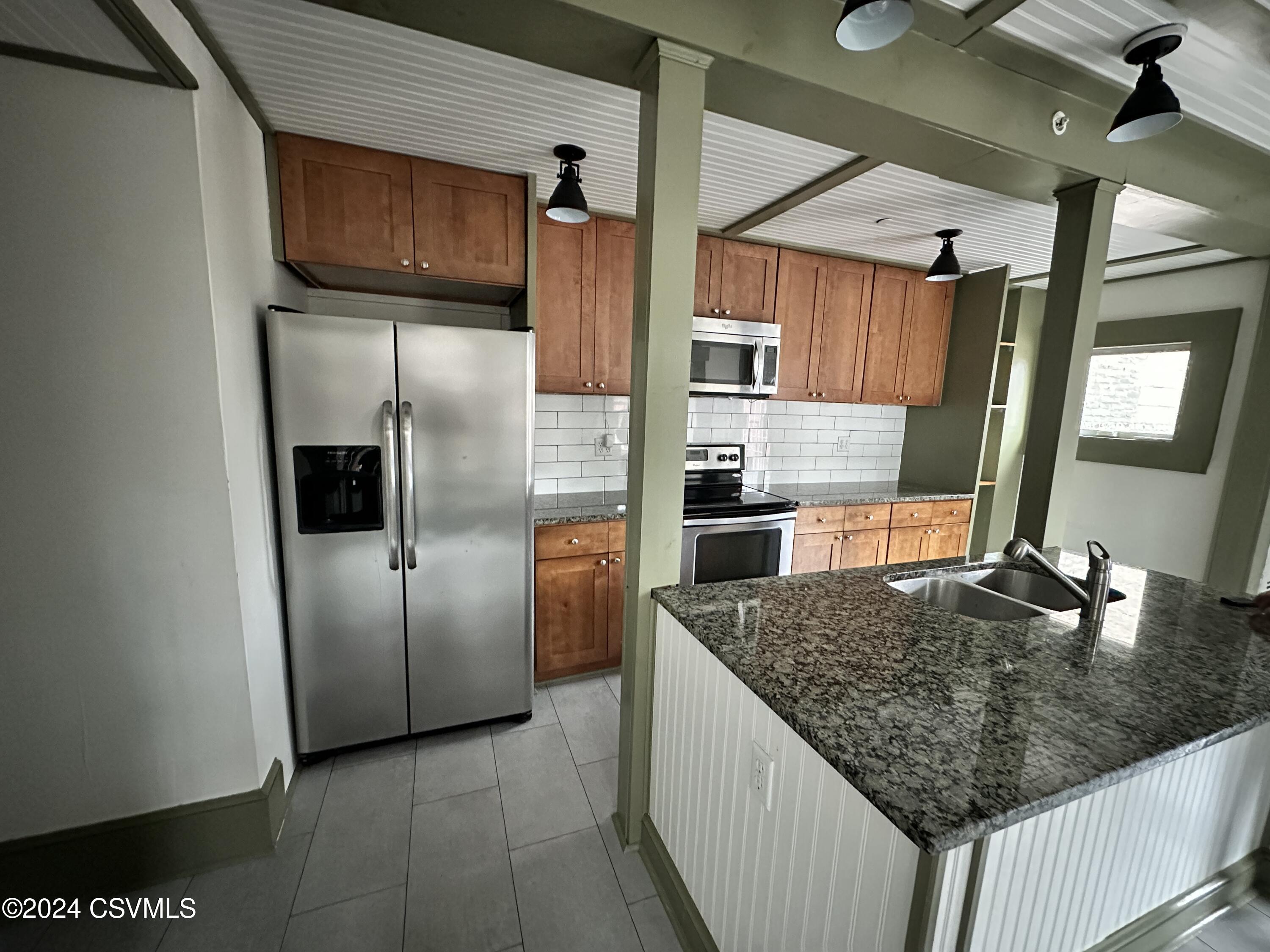 Danville, Pennsylvania 17821, United States, 2 Bedrooms Bedrooms, ,3 BathroomsBathrooms,Residential,Active,28946