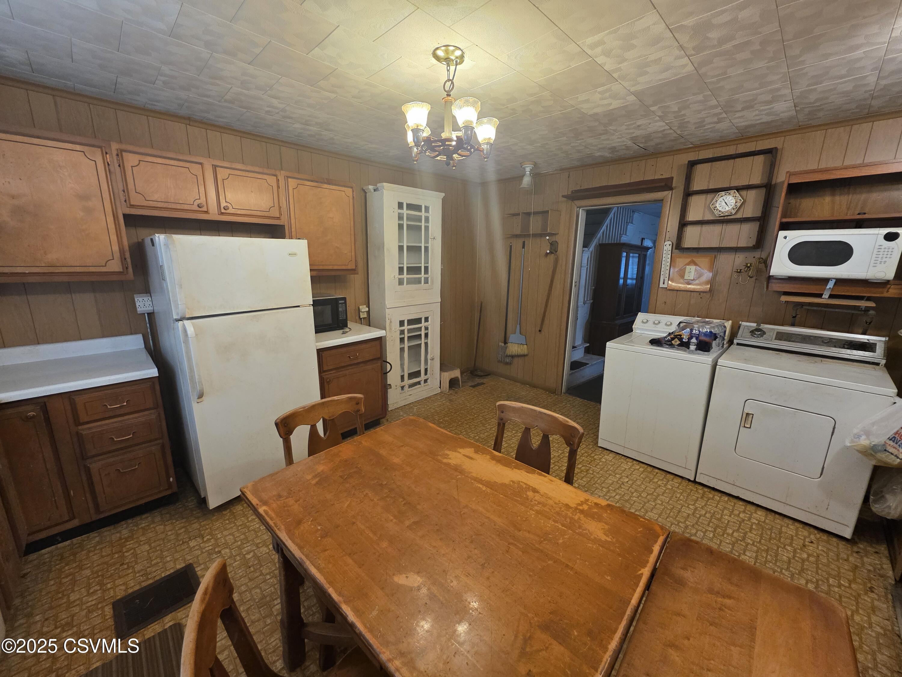 308 3RD Street