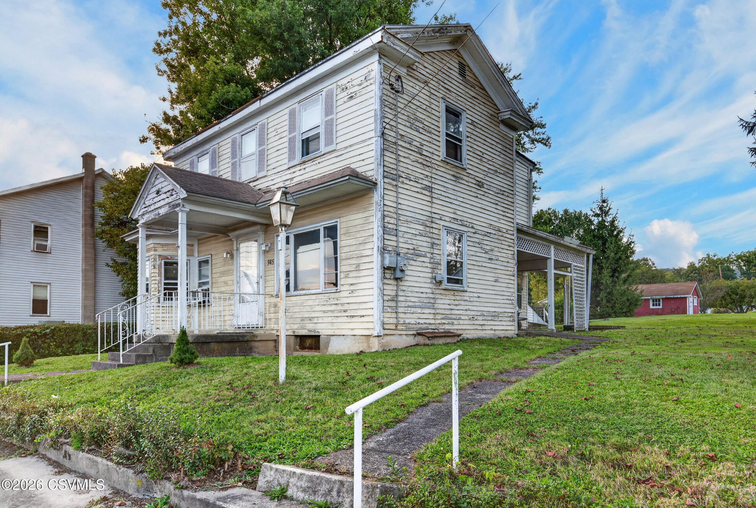 985 bloom road