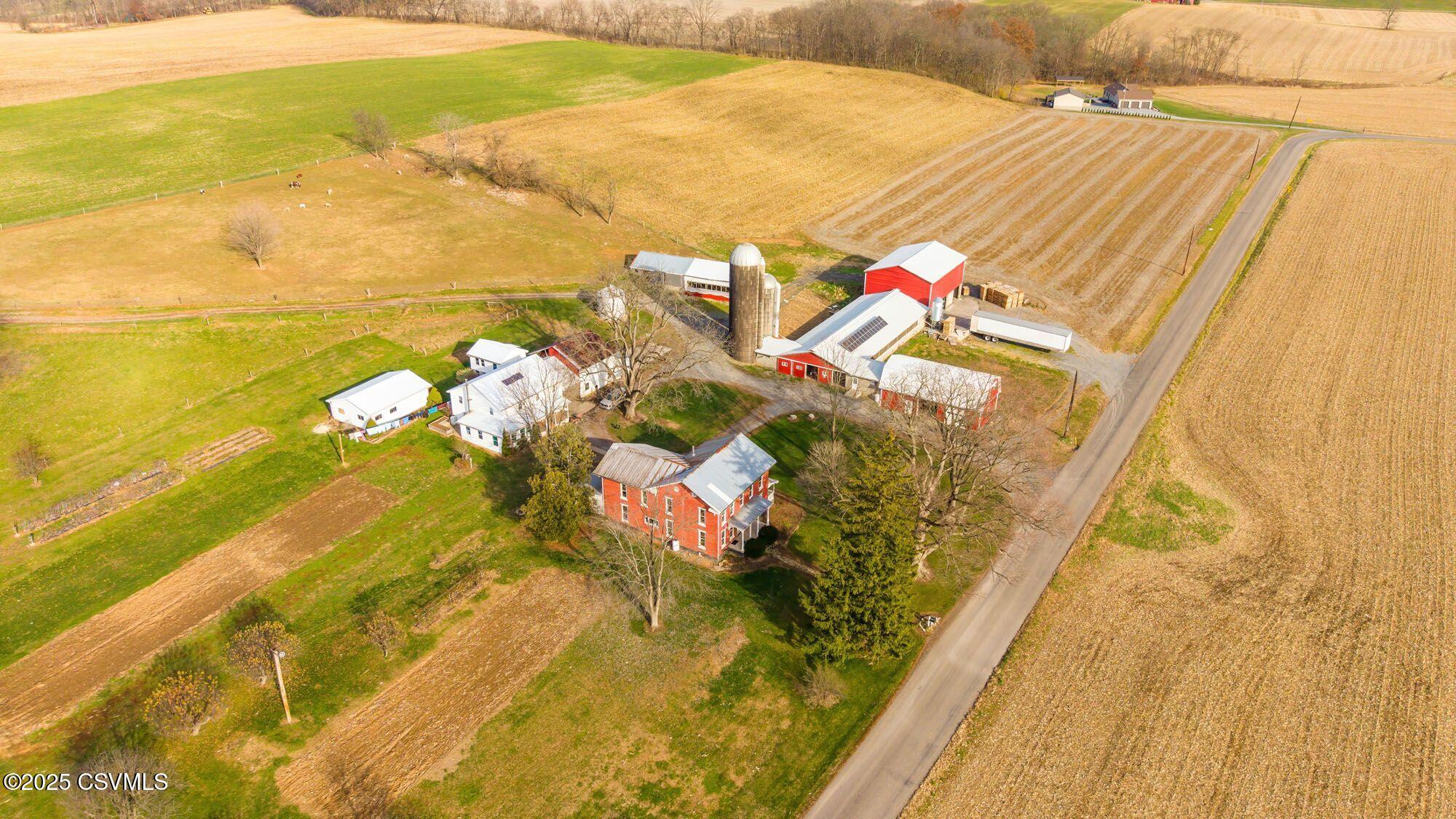 Properties 3 178 CALIFORNIA Road