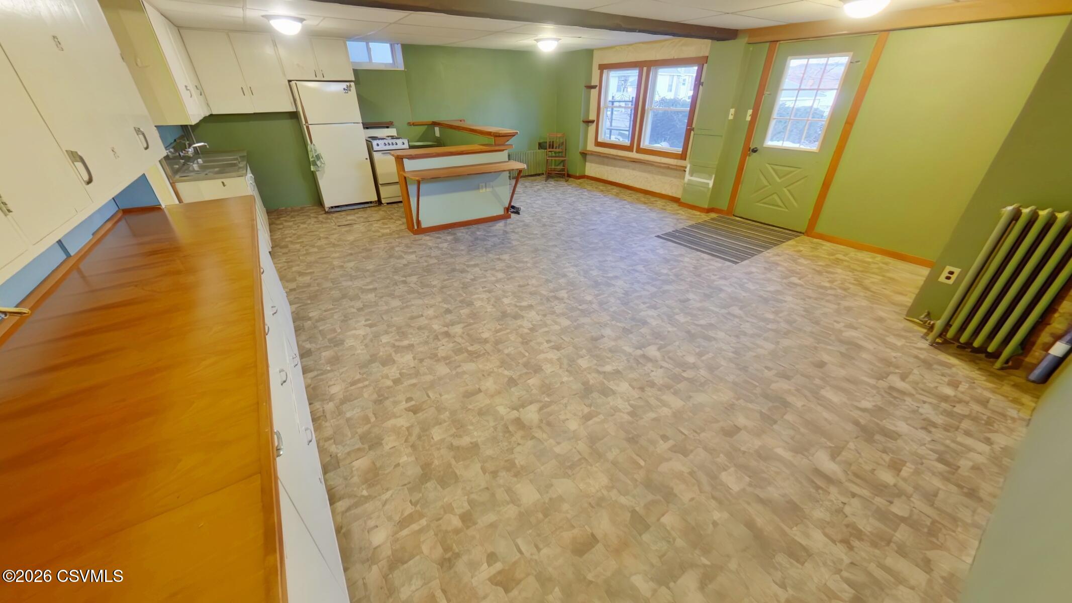 Properties 5 700 E 3RD Street