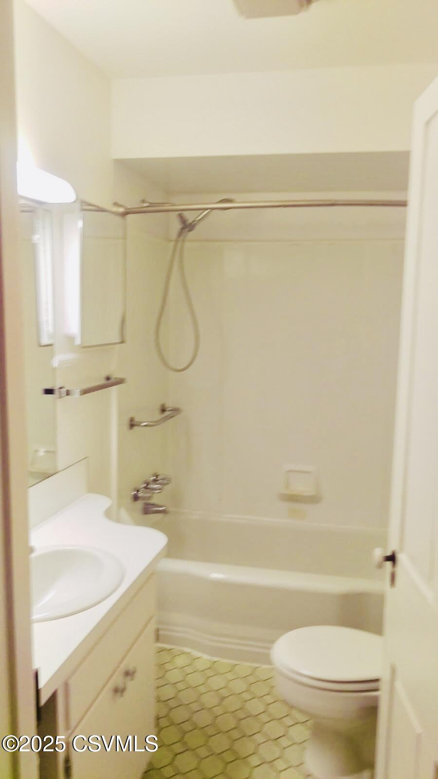 Lewisburg, Pennsylvania 17837, United States, 2 Bedrooms Bedrooms, ,1 BathroomBathrooms,Residential,Active,121166