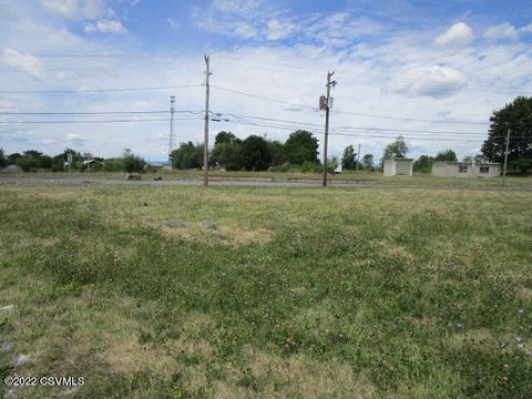 384 PINE Street Turbotville PA 17772