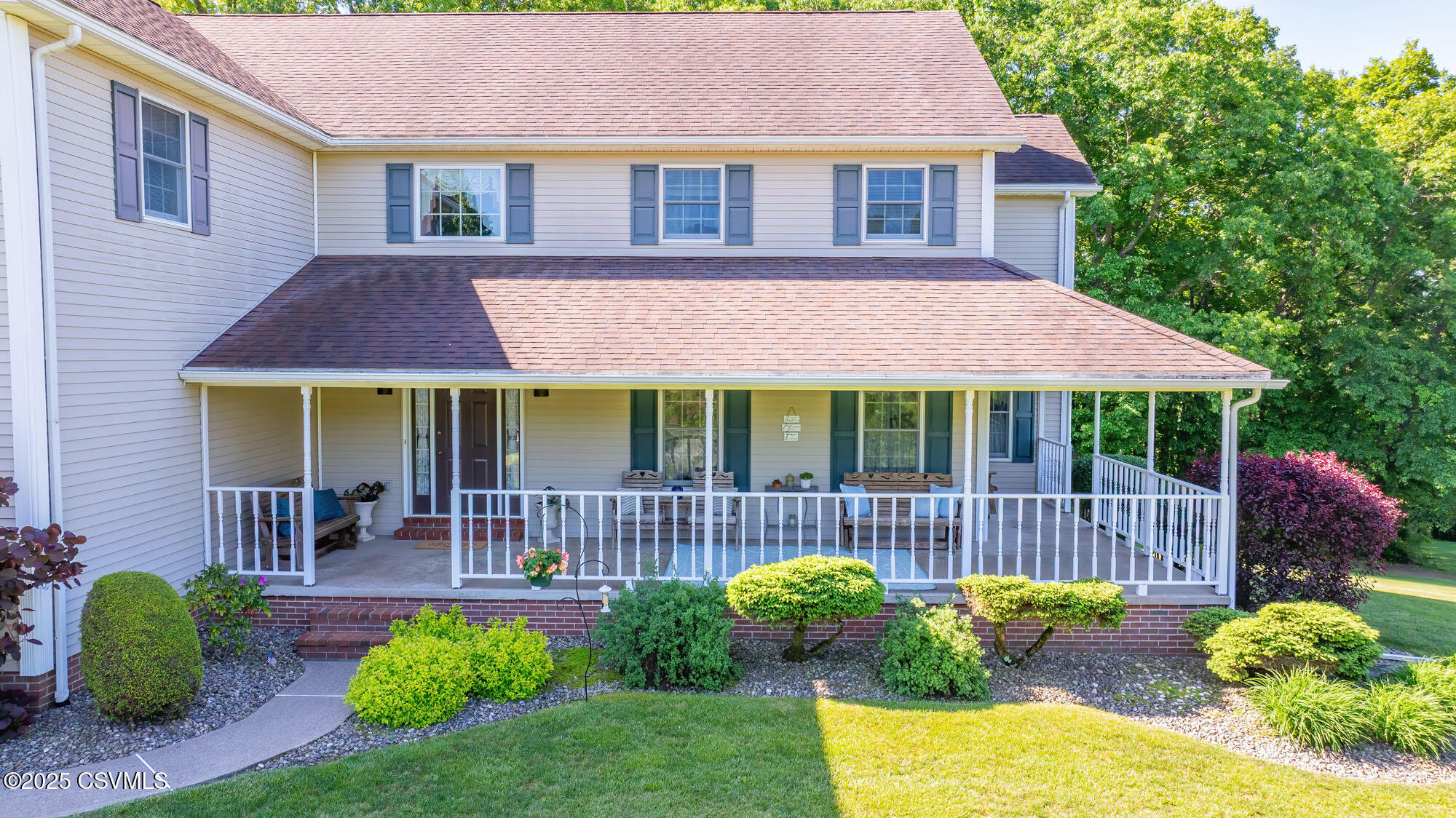5 STEEPLECHASE Drive
