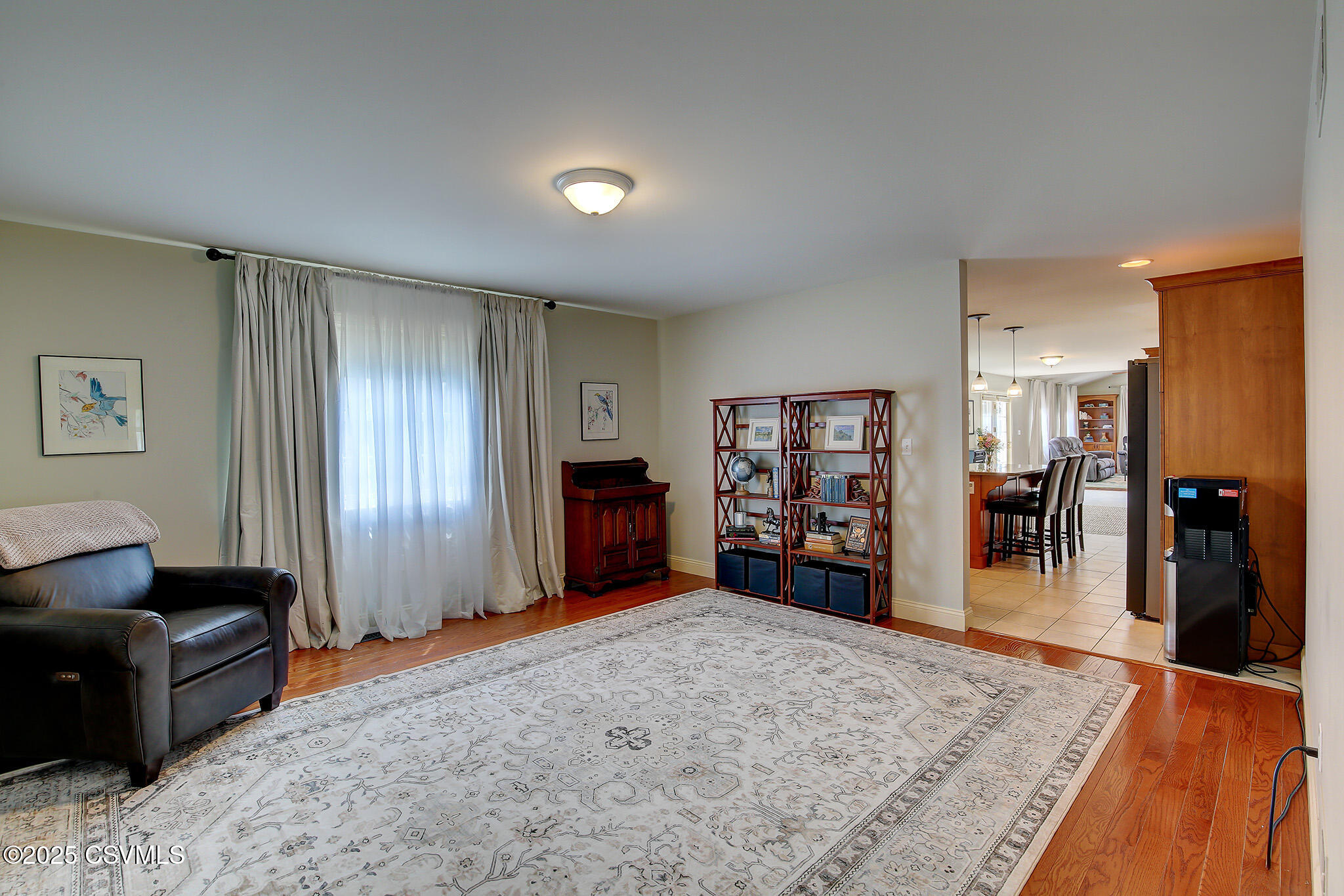 Lewisburg, Pennsylvania 17837, United States, 4 Bedrooms Bedrooms, ,3 BathroomsBathrooms,Residential,Active,189103