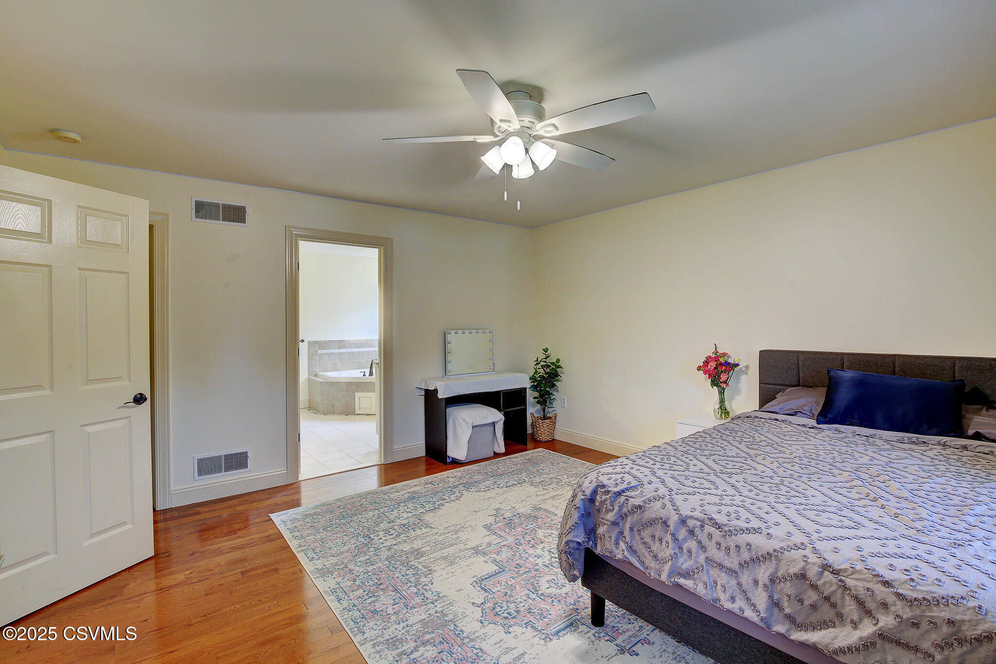 Lewisburg, Pennsylvania 17837, United States, 4 Bedrooms Bedrooms, ,3 BathroomsBathrooms,Residential,Active,189103