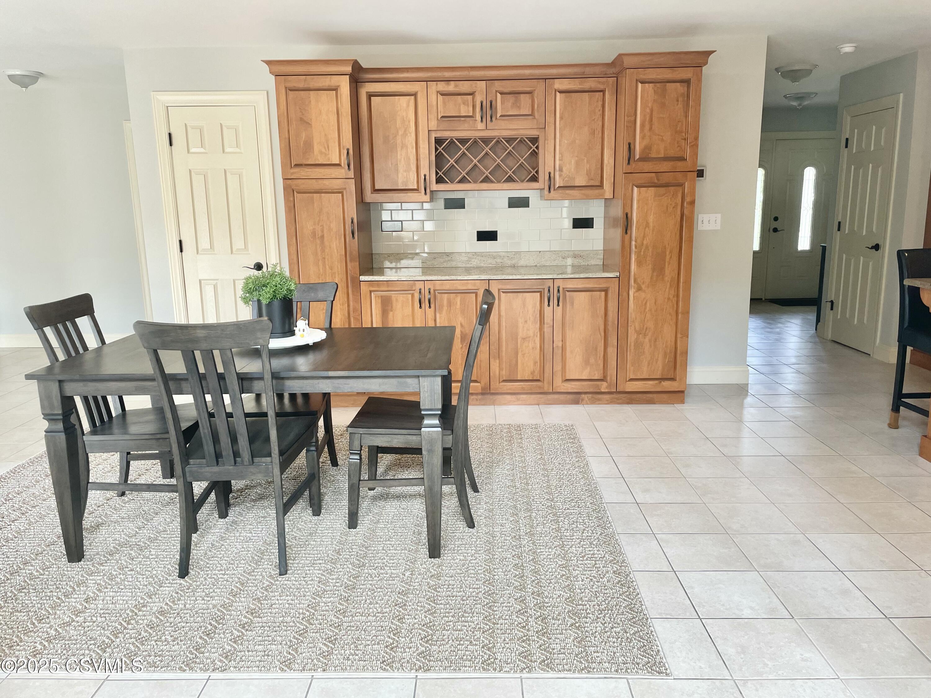 Lewisburg, Pennsylvania 17837, United States, 4 Bedrooms Bedrooms, ,3 BathroomsBathrooms,Residential,Active,189103