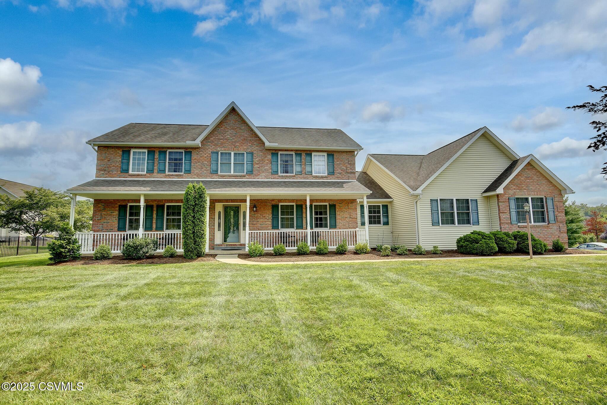 Lewisburg, Pennsylvania 17837, United States, 4 Bedrooms Bedrooms, ,3 BathroomsBathrooms,Residential,Active,189103