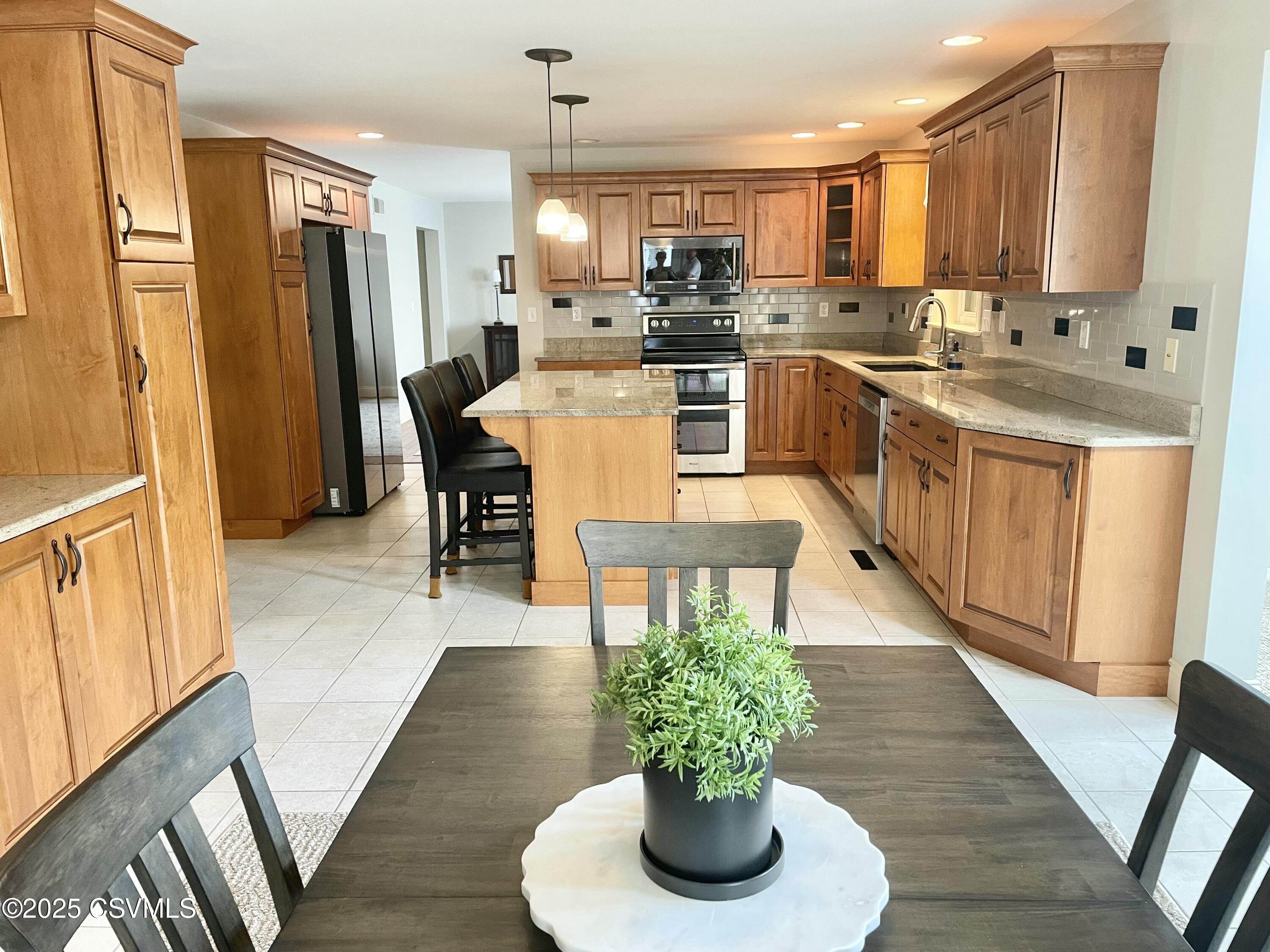 Lewisburg, Pennsylvania 17837, United States, 4 Bedrooms Bedrooms, ,3 BathroomsBathrooms,Residential,Active,189103